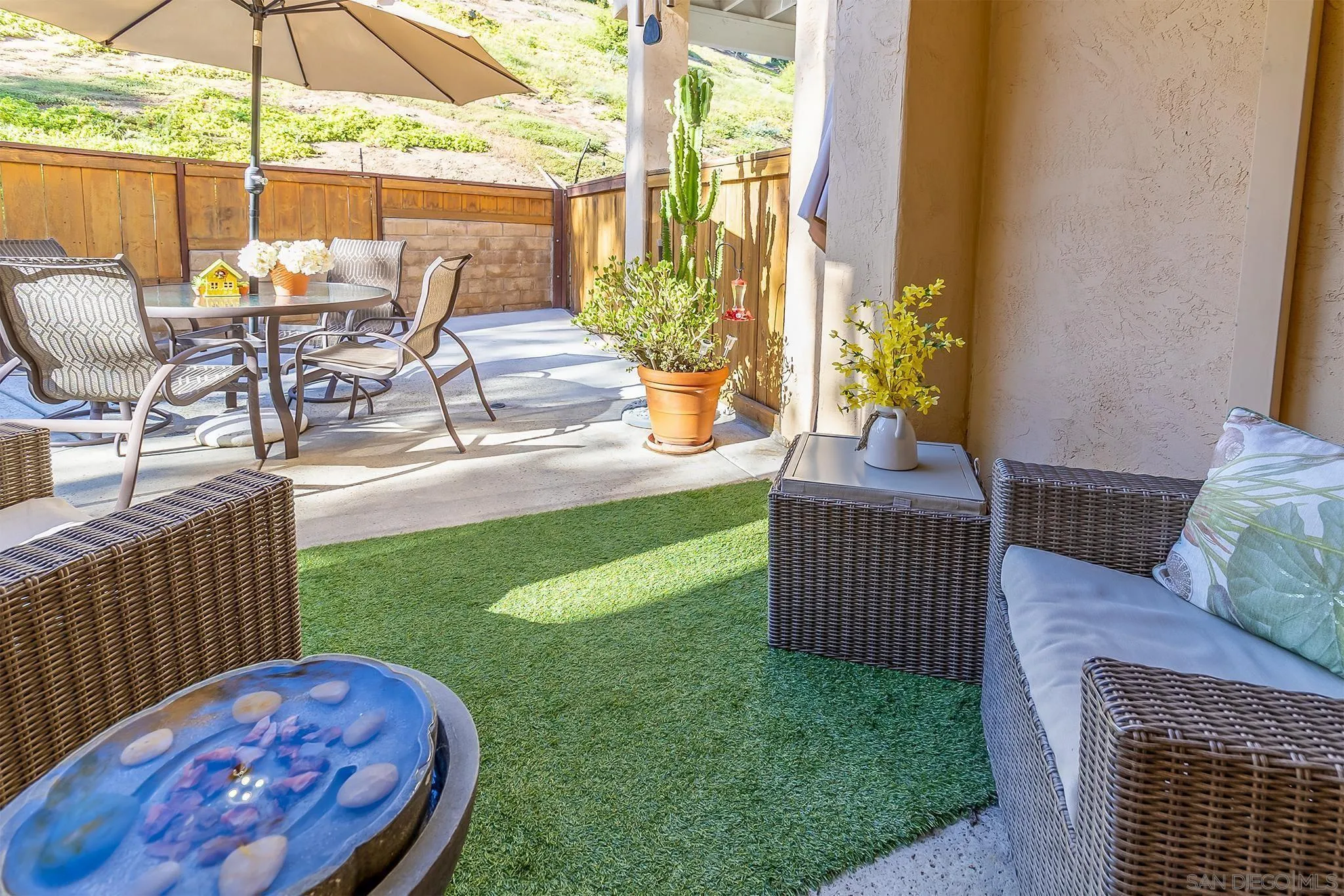 https://cdn.realtyfeed.com/cdn/127/250042407/20d52600e08a0a9eb590a059e557e17c.webp