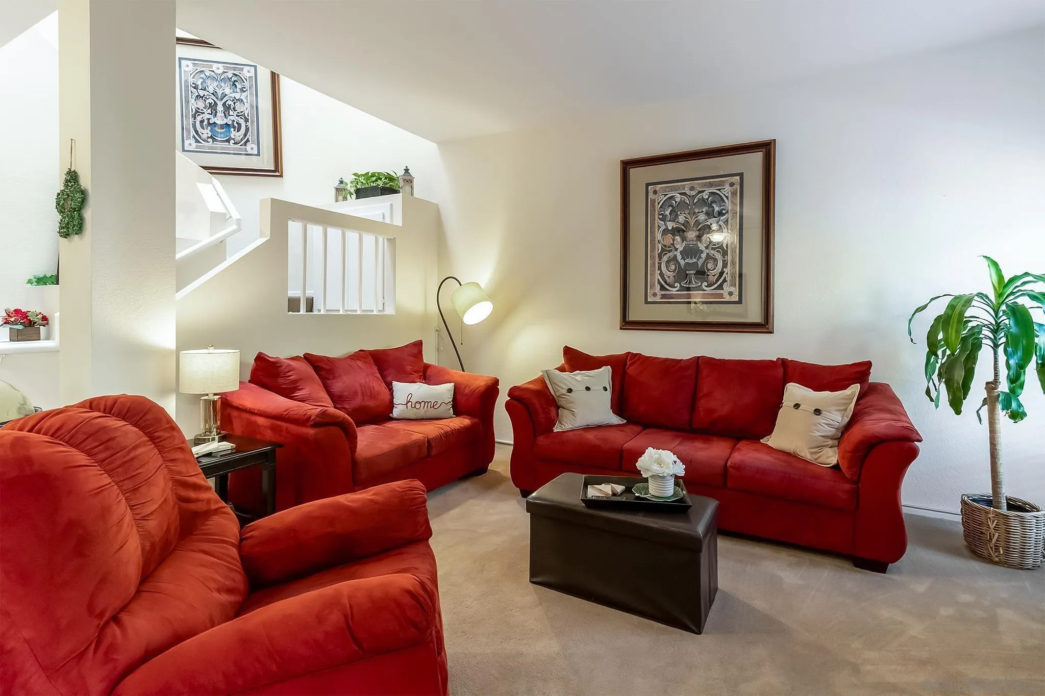 https://cdn.realtyfeed.com/cdn/127/250042407/b600d08d3895587651330bf3fd8a4644.webp