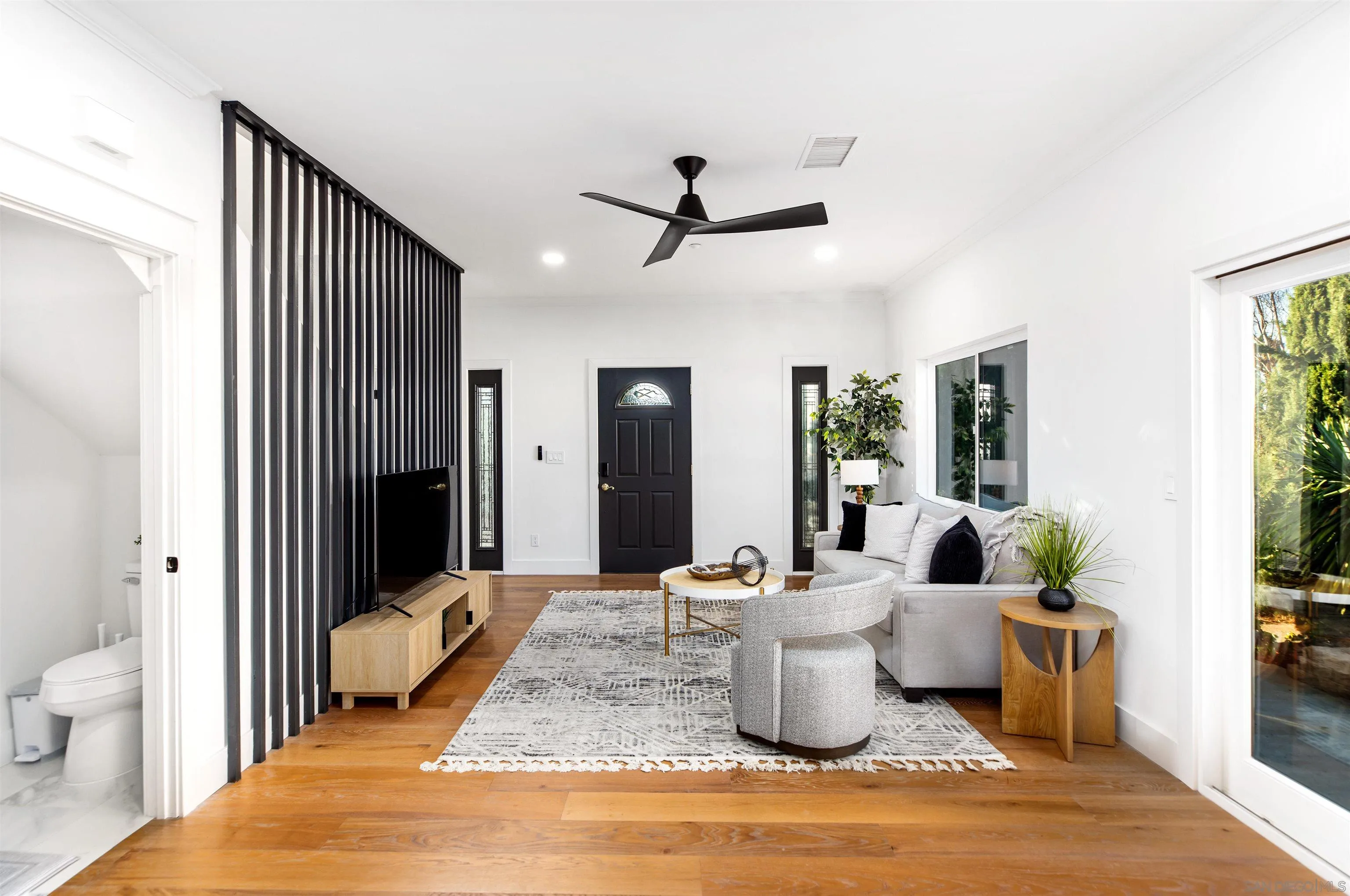 https://cdn.realtyfeed.com/cdn/127/250042408/1f531597d05d4ffa1affa72633f1ce38.webp