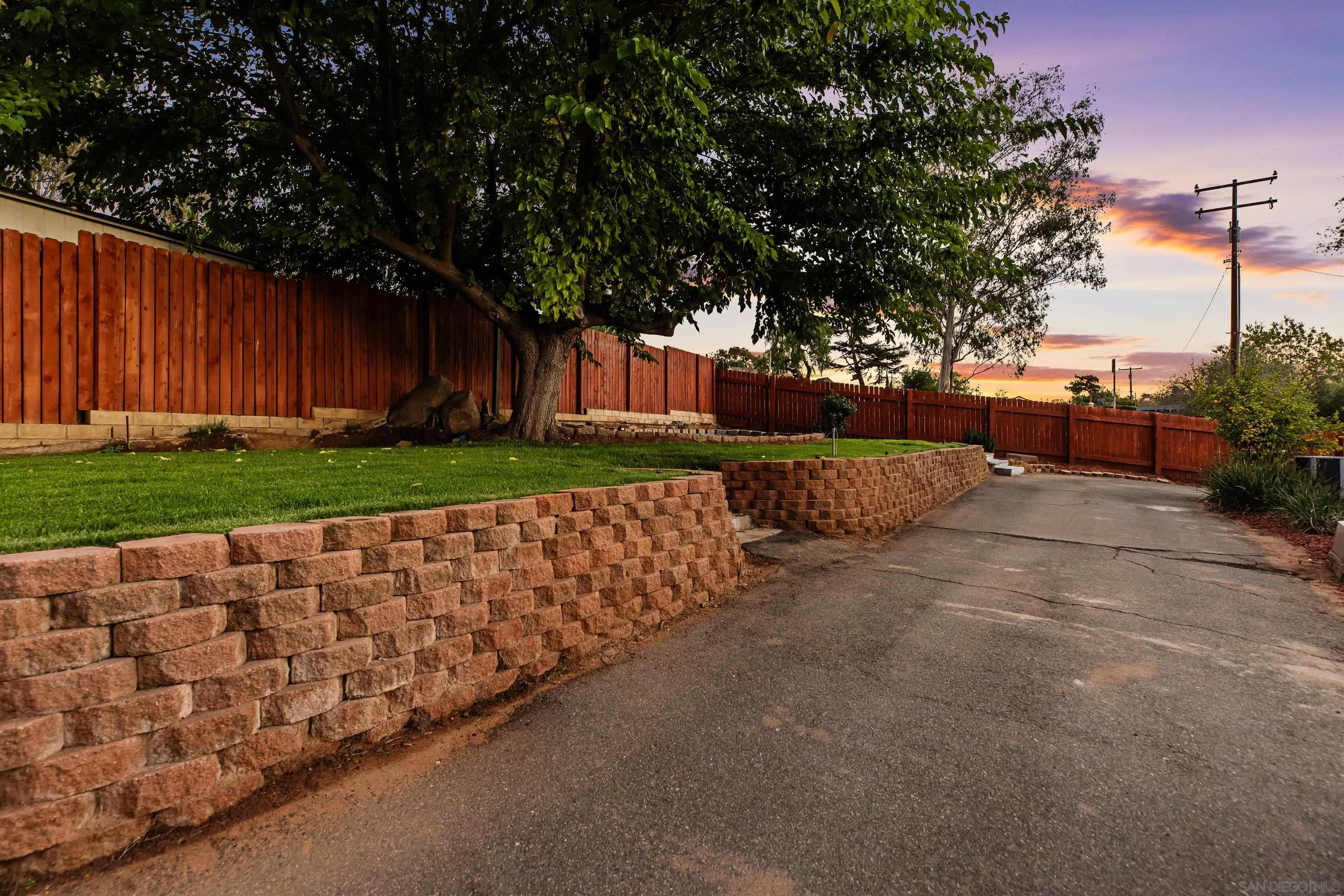 https://cdn.realtyfeed.com/cdn/127/250042408/3ae1a361ac7e017d57b106077c4e64b5.webp