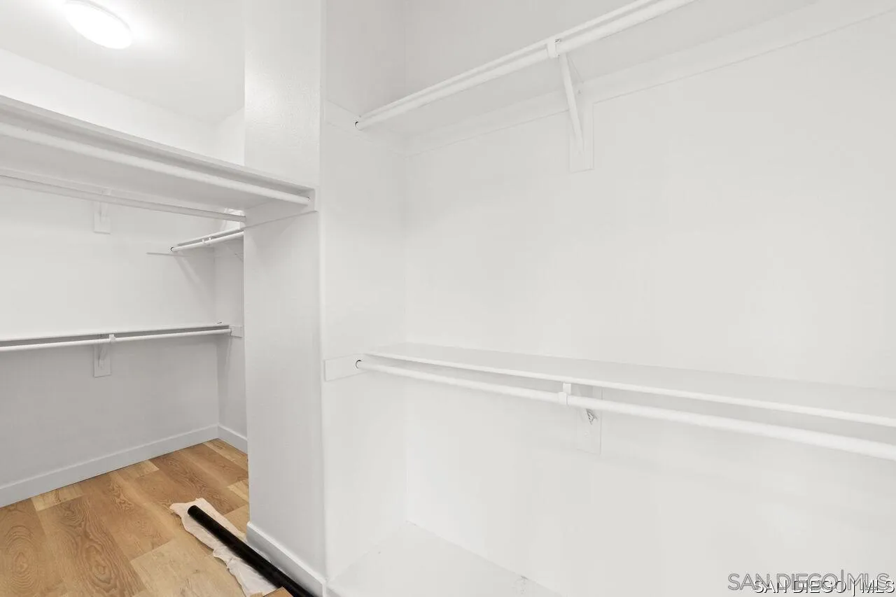 https://cdn.realtyfeed.com/cdn/127/250042412/6cdd7abd2cc0a3c692d1a958ac1ed499.webp