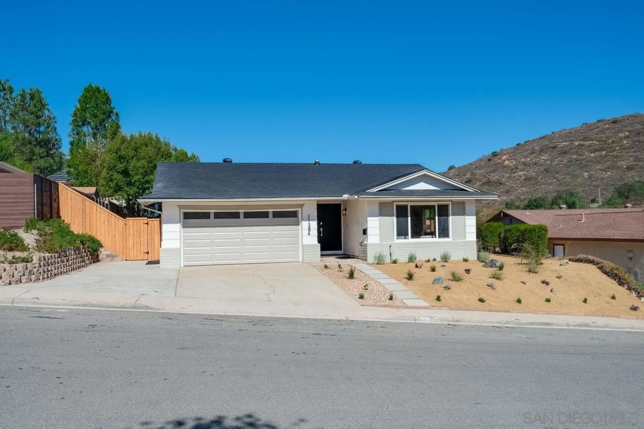 https://cdn.realtyfeed.com/cdn/127/250042414/04c71bf34966d042d26d1a0a1e4c8b3a.webp