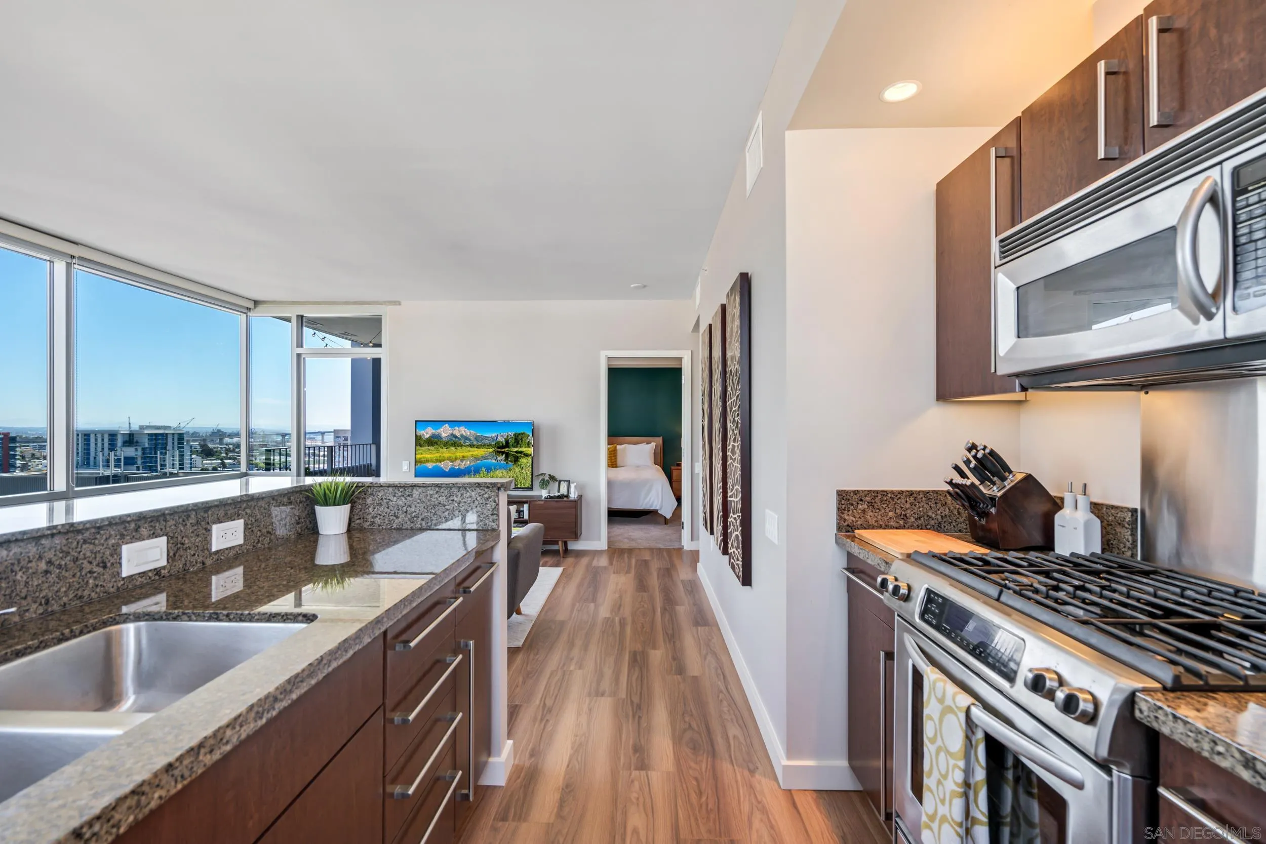 https://cdn.realtyfeed.com/cdn/127/250042419/e045d2e6d07480124fea7a67863acccd.webp