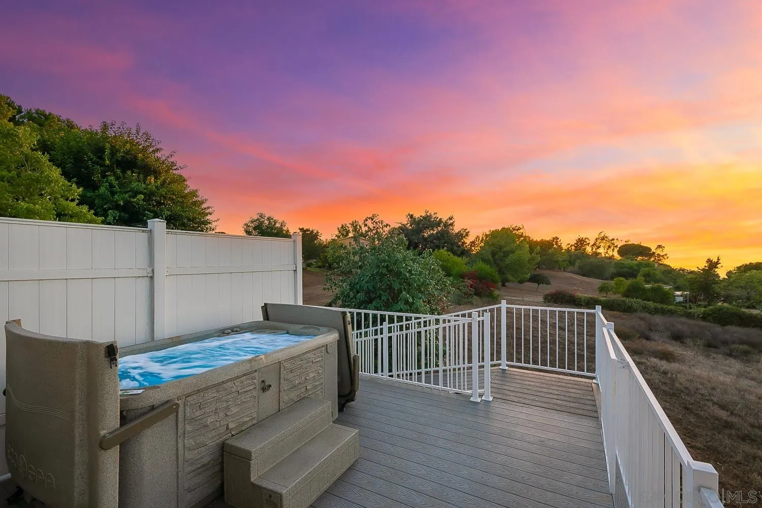 https://cdn.realtyfeed.com/cdn/127/250042429/6180fb0f312077be8576f686c52d3e1b.webp
