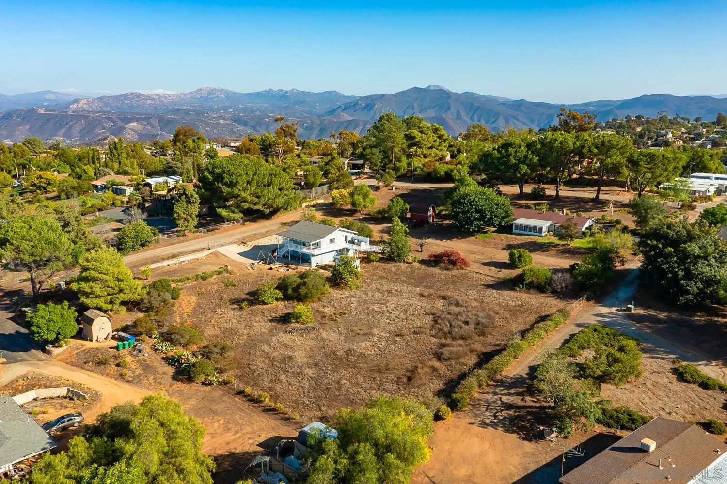 https://cdn.realtyfeed.com/cdn/127/250042429/b79a9f9007d2b7f1018f61ee180b5f85.webp