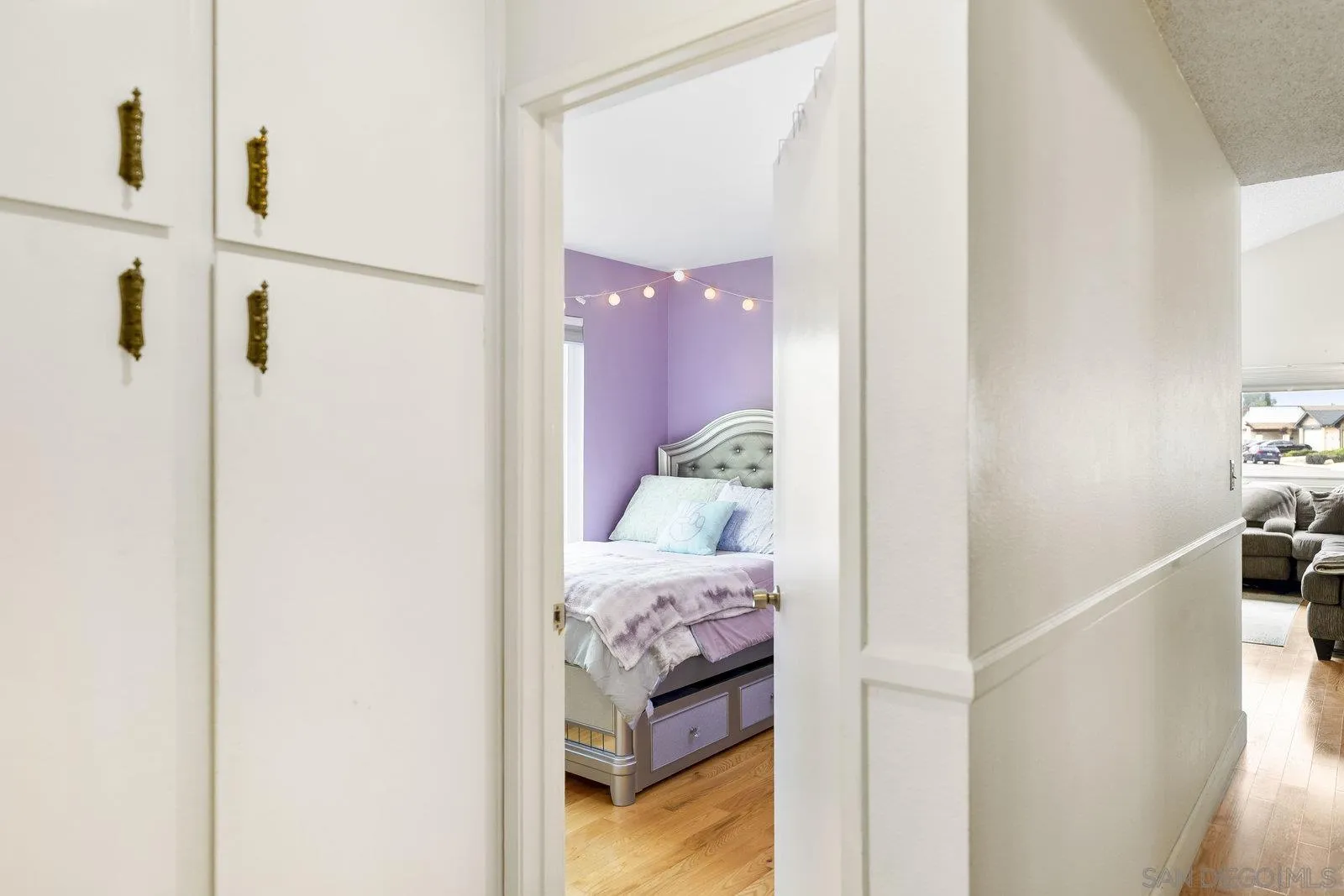 https://cdn.realtyfeed.com/cdn/127/250042430/dffad7d5777db1765473792db5b6a858.webp