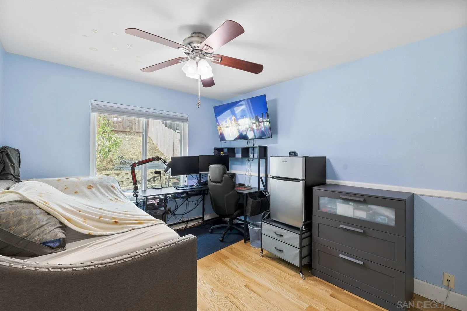 https://cdn.realtyfeed.com/cdn/127/250042430/ecb25a26a717506c96adbac50dbff8bd.webp