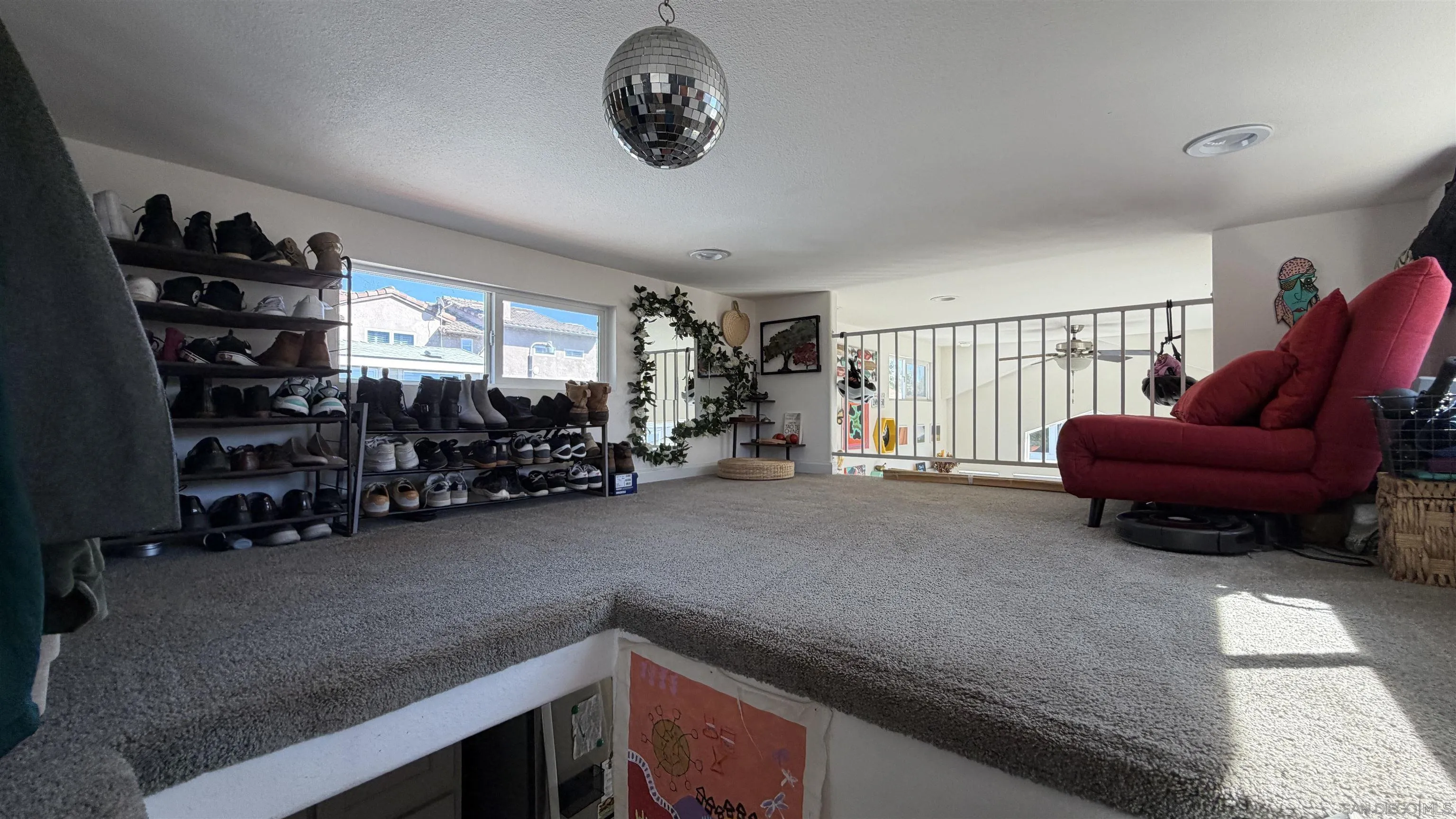 https://cdn.realtyfeed.com/cdn/127/250042440/713de78c2c14b4fd8ac27bb42e10316f.webp