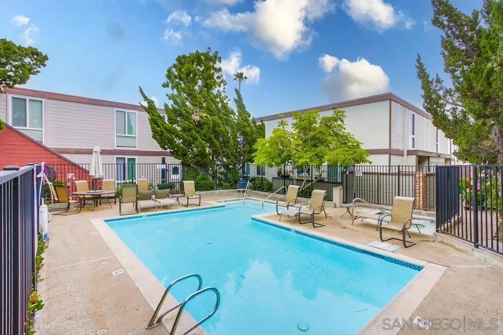 https://cdn.realtyfeed.com/cdn/127/250042457/6d59e6af2bad8e6710f9f2e9d756baed.webp