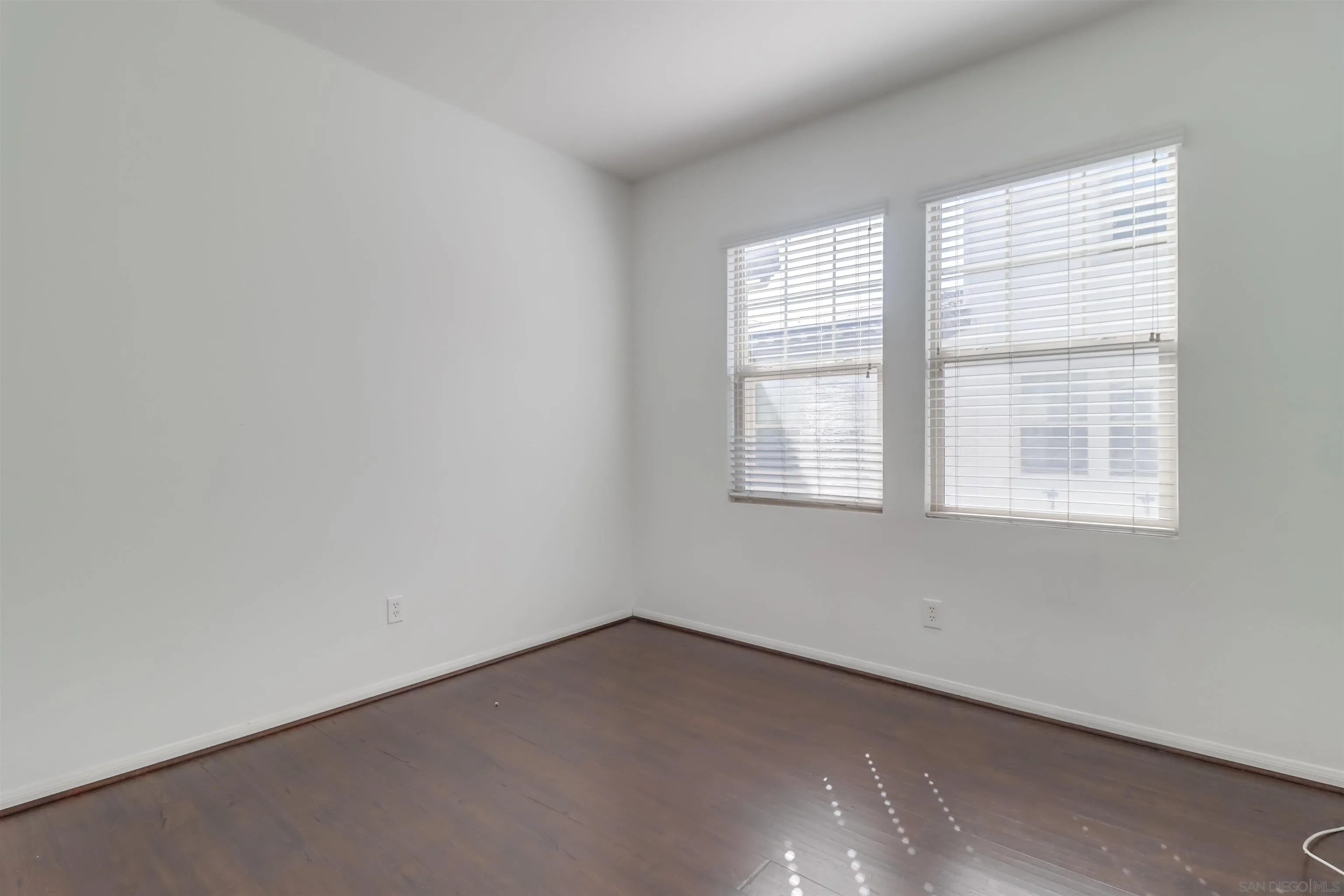 https://cdn.realtyfeed.com/cdn/127/250042458/e4cb37c9ecdb942d0cff2b55156ef125.webp
