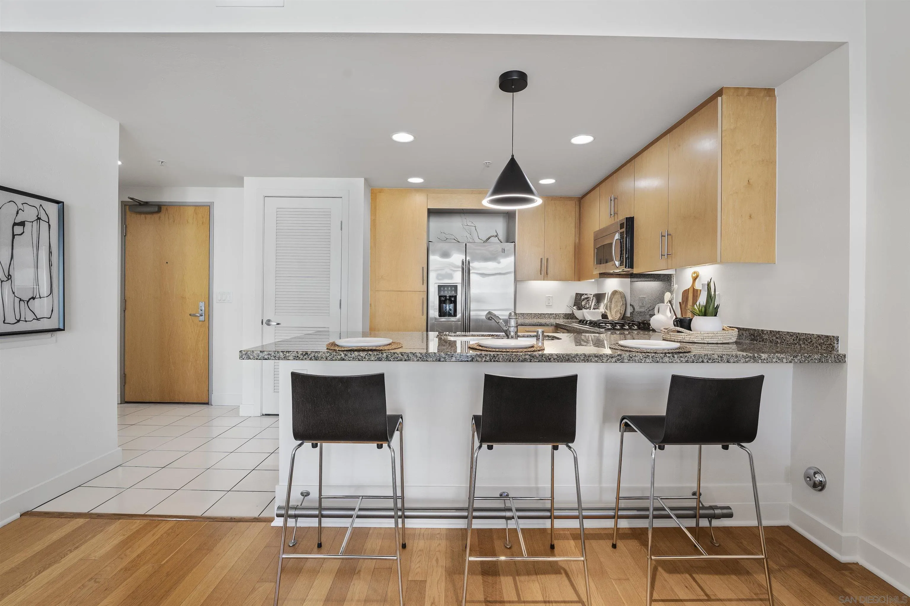 https://cdn.realtyfeed.com/cdn/127/250042470/12cdfc03d980ad85d266922088722afa.webp