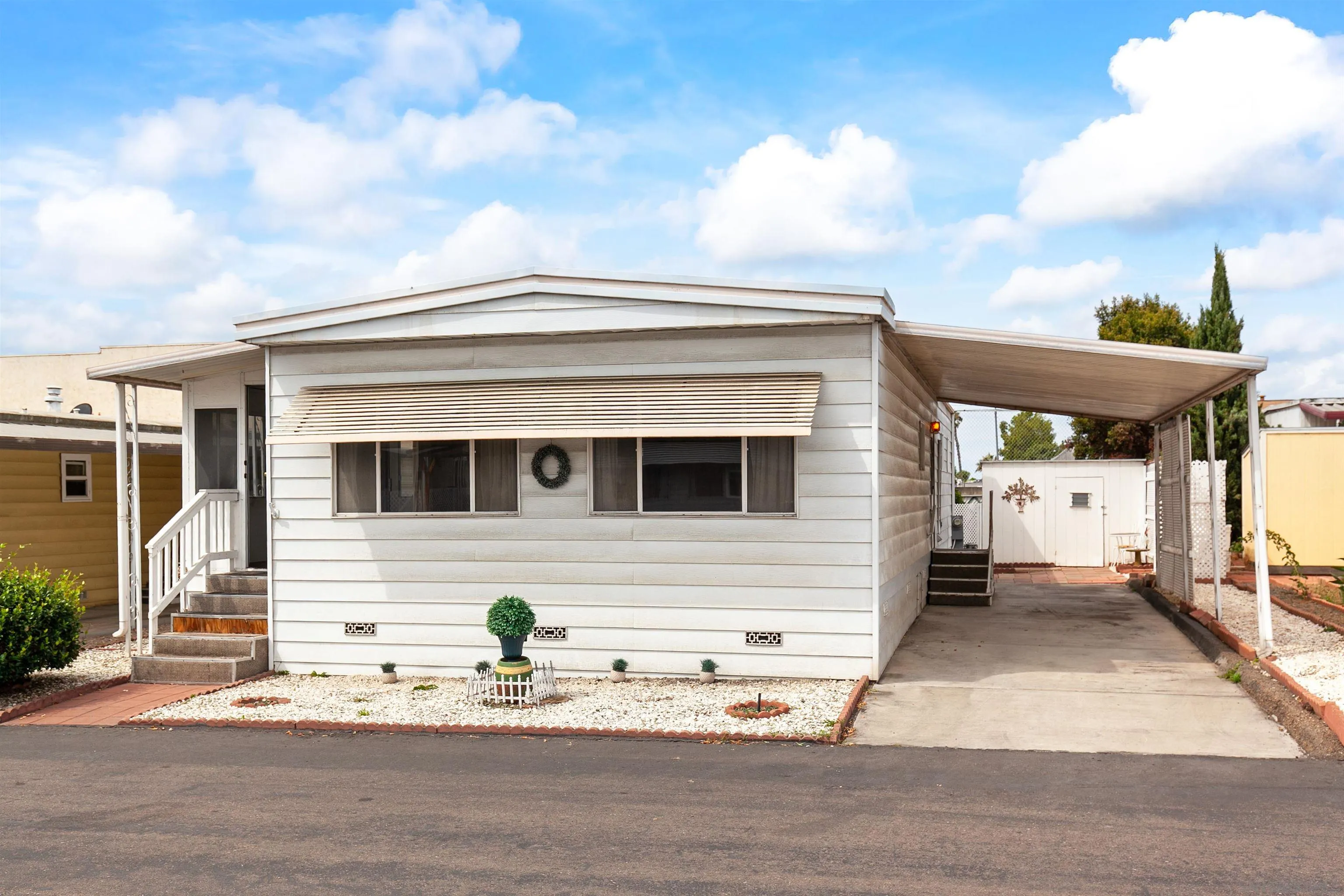 https://cdn.realtyfeed.com/cdn/127/250042486/6b402a81b2dc59303f33344530b38271.webp