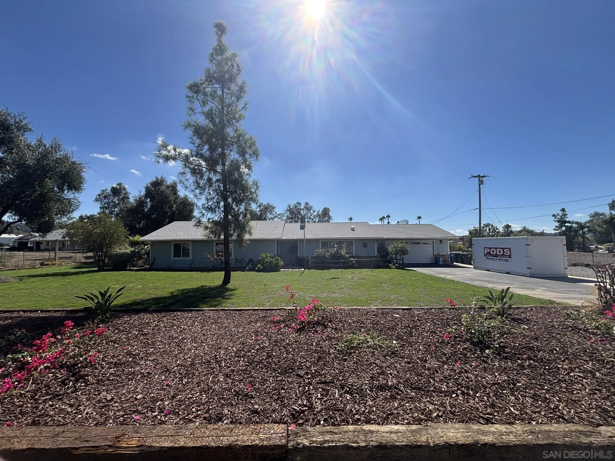 Ramona, CA 92065