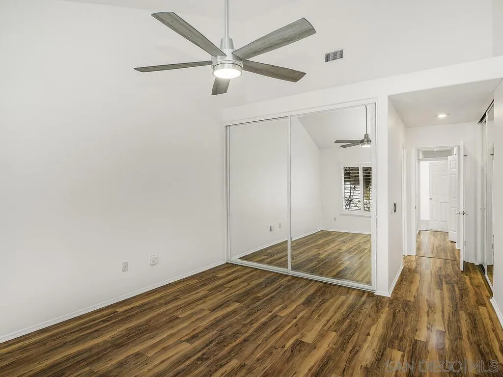 https://cdn.realtyfeed.com/cdn/127/250042495/617b2d19e19877cc6056bd9a9c7888dc.webp