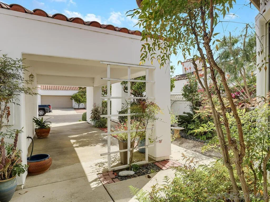https://cdn.realtyfeed.com/cdn/127/250042495/7c9f1755d3deec6e4af57160727ff1dc.webp