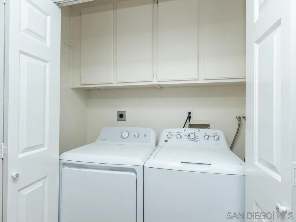 https://cdn.realtyfeed.com/cdn/127/250042495/a47808fec7ddad1799c0cf22fa0978b3.webp