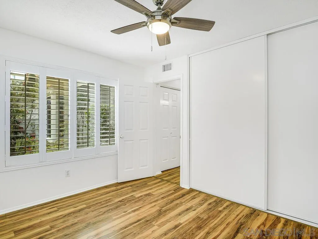 https://cdn.realtyfeed.com/cdn/127/250042495/c0a04005a1e56c3a69b9f628f09487e1.webp