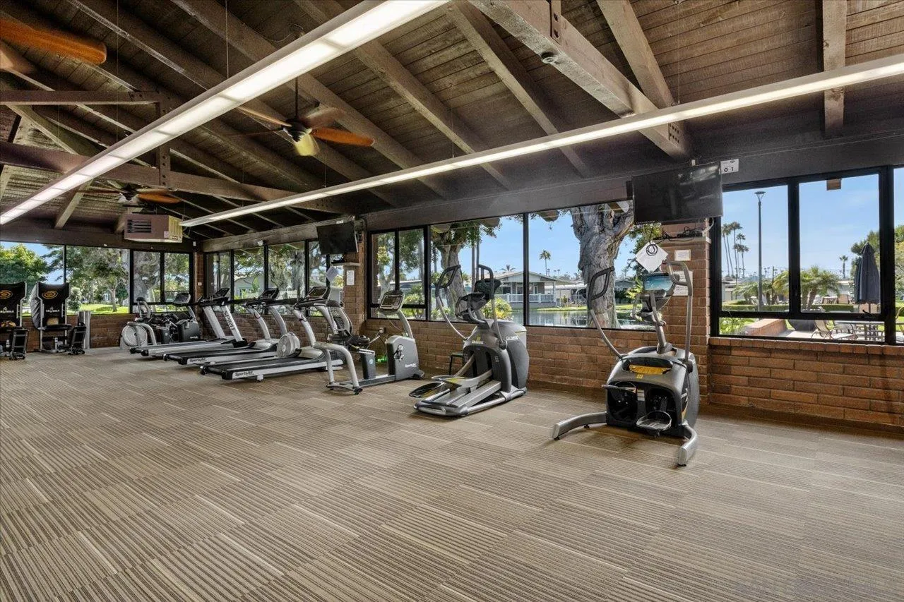 https://cdn.realtyfeed.com/cdn/127/250042525/1adc2f4c3dcb3fbb8a85670f3f497a4e.webp