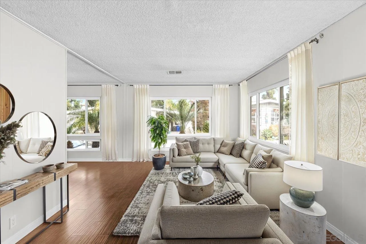 https://cdn.realtyfeed.com/cdn/127/250042525/c850291a92ddfc88c0455c1c596d27a8.webp