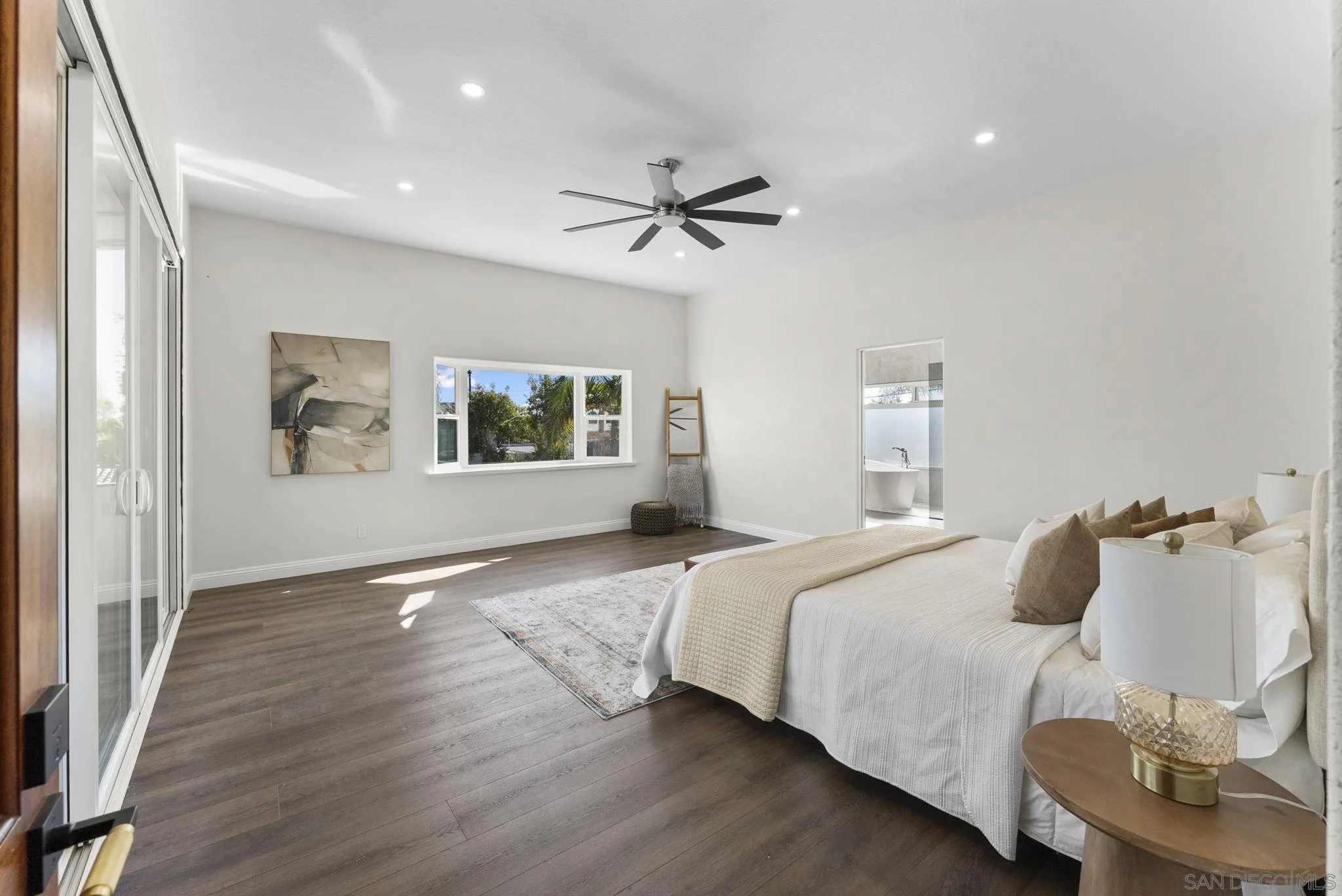 https://cdn.realtyfeed.com/cdn/127/250042533/09f455557bf7347b4b79b5ed0bc8e210.webp