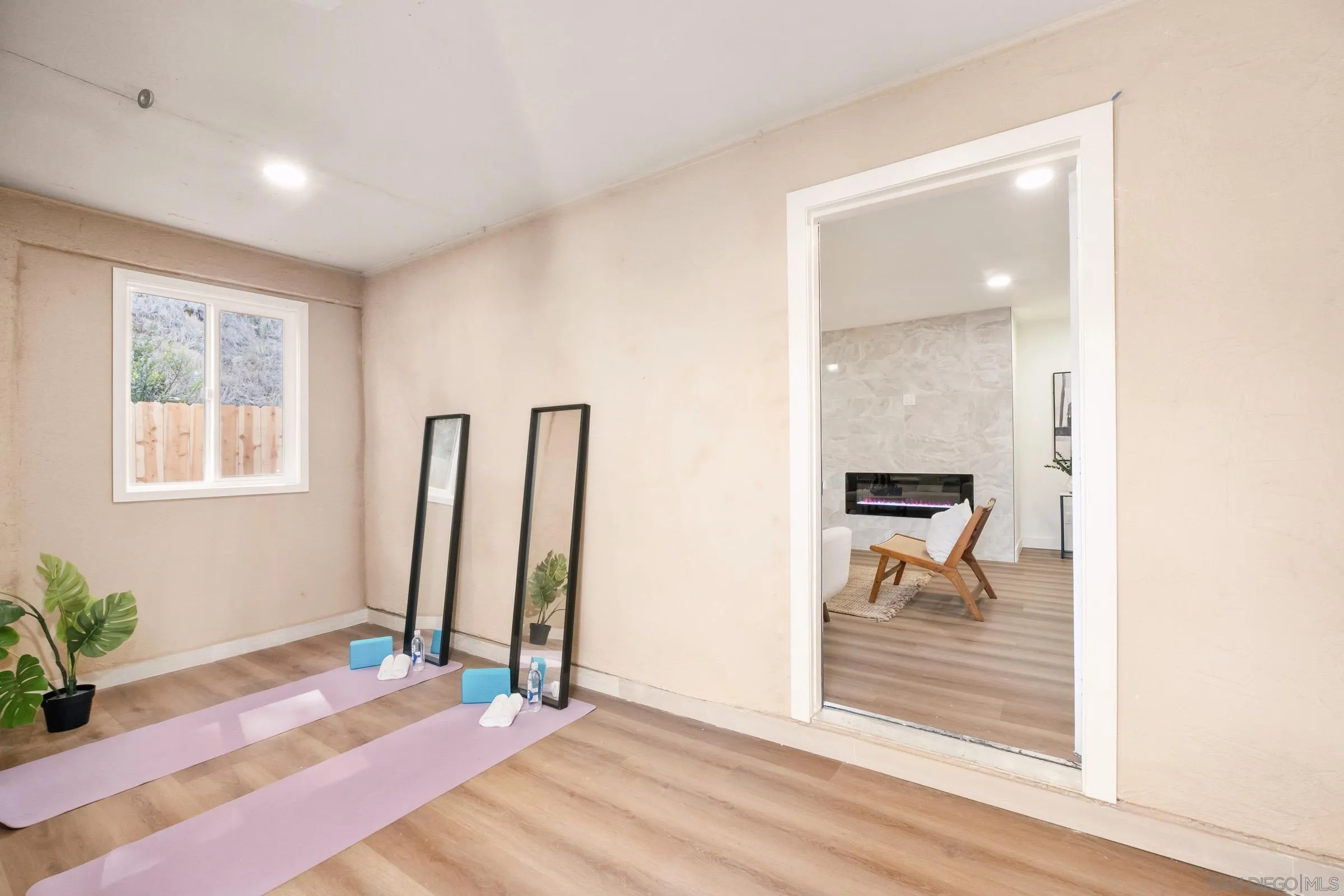 https://cdn.realtyfeed.com/cdn/127/250042536/471511d2fd9cd45dd732fa6e3367aa7c.webp