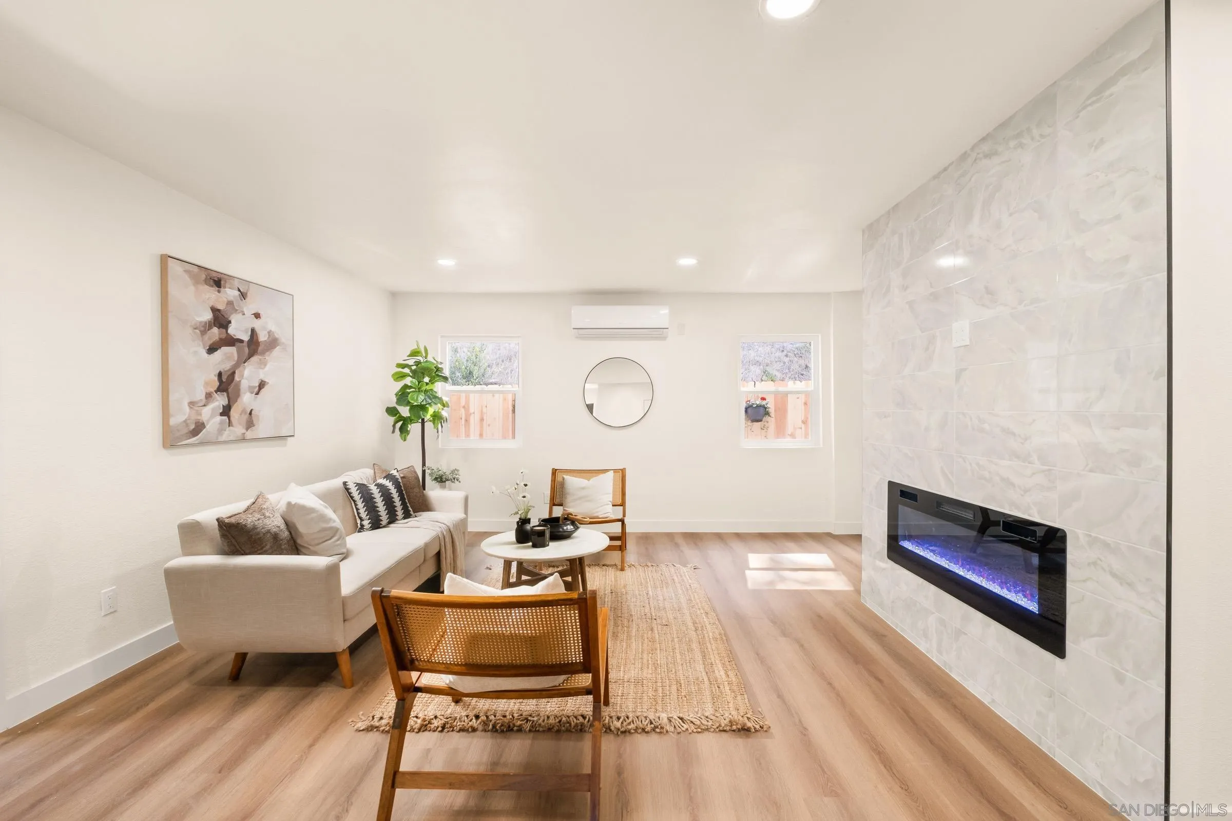 https://cdn.realtyfeed.com/cdn/127/250042536/647b6444bb48b86babfc5e4baf4f717c.webp