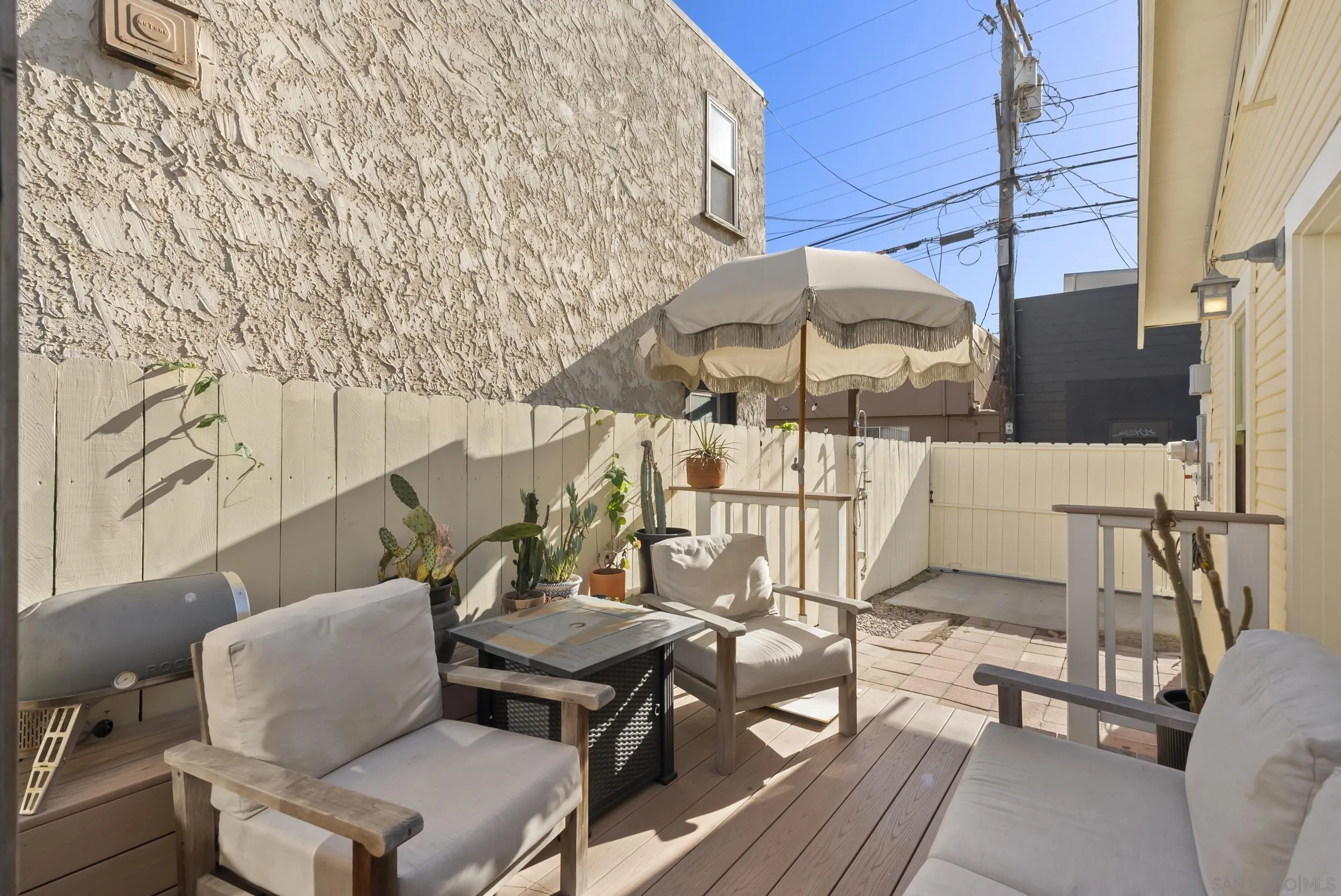 https://cdn.realtyfeed.com/cdn/127/250042538/0d0bf6de141dd9f82872e28bf8d2e134.webp