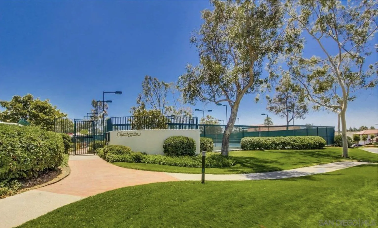 https://cdn.realtyfeed.com/cdn/127/250042542/958f217b9e08ed11392159070c58a265.webp
