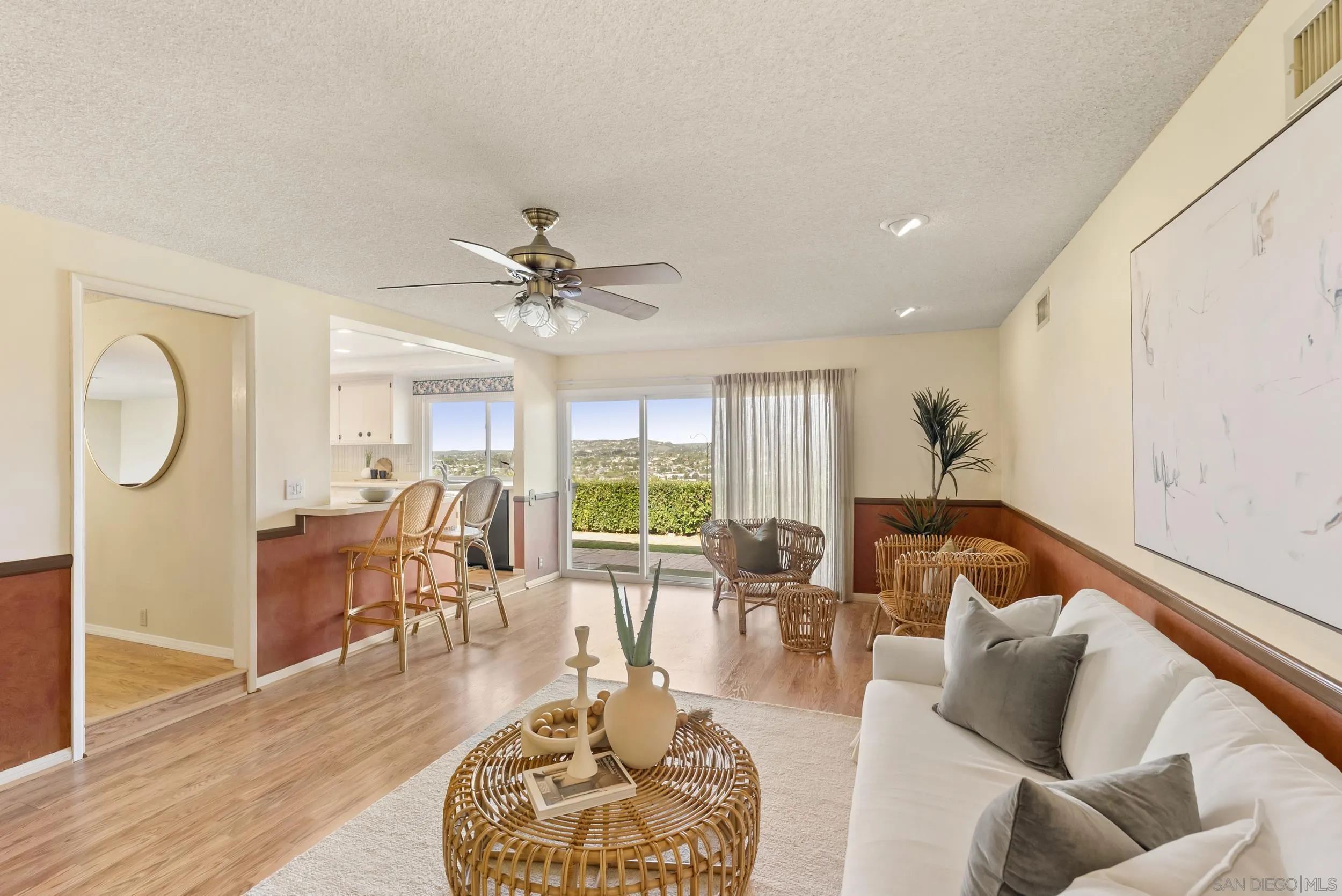 https://cdn.realtyfeed.com/cdn/127/250042544/f07fd8b90f64be031c1a50b87686163d.webp