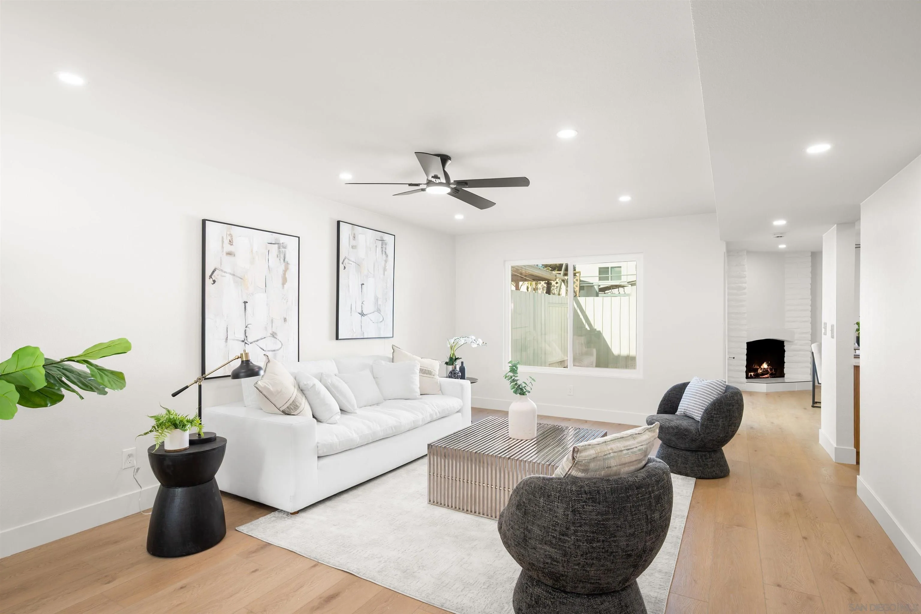 https://cdn.realtyfeed.com/cdn/127/250042554/d85de72050e6f6b9ebd6a4d624e979a4.webp