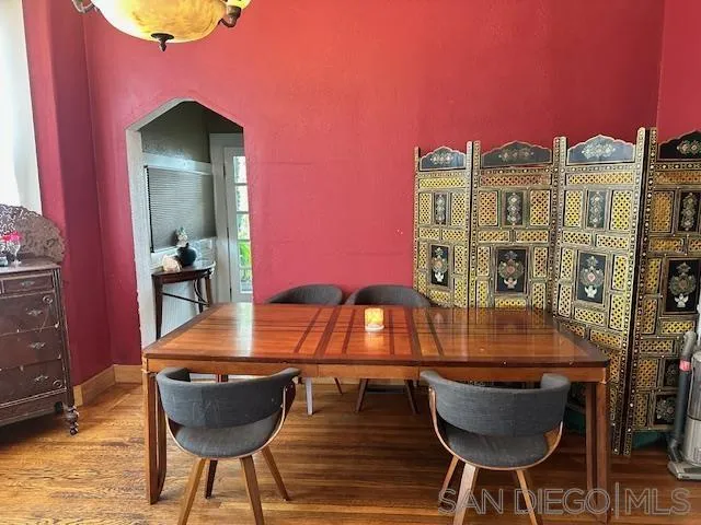 https://cdn.realtyfeed.com/cdn/127/250042562/ca636459466036ce17e8338e9fe150bf.webp