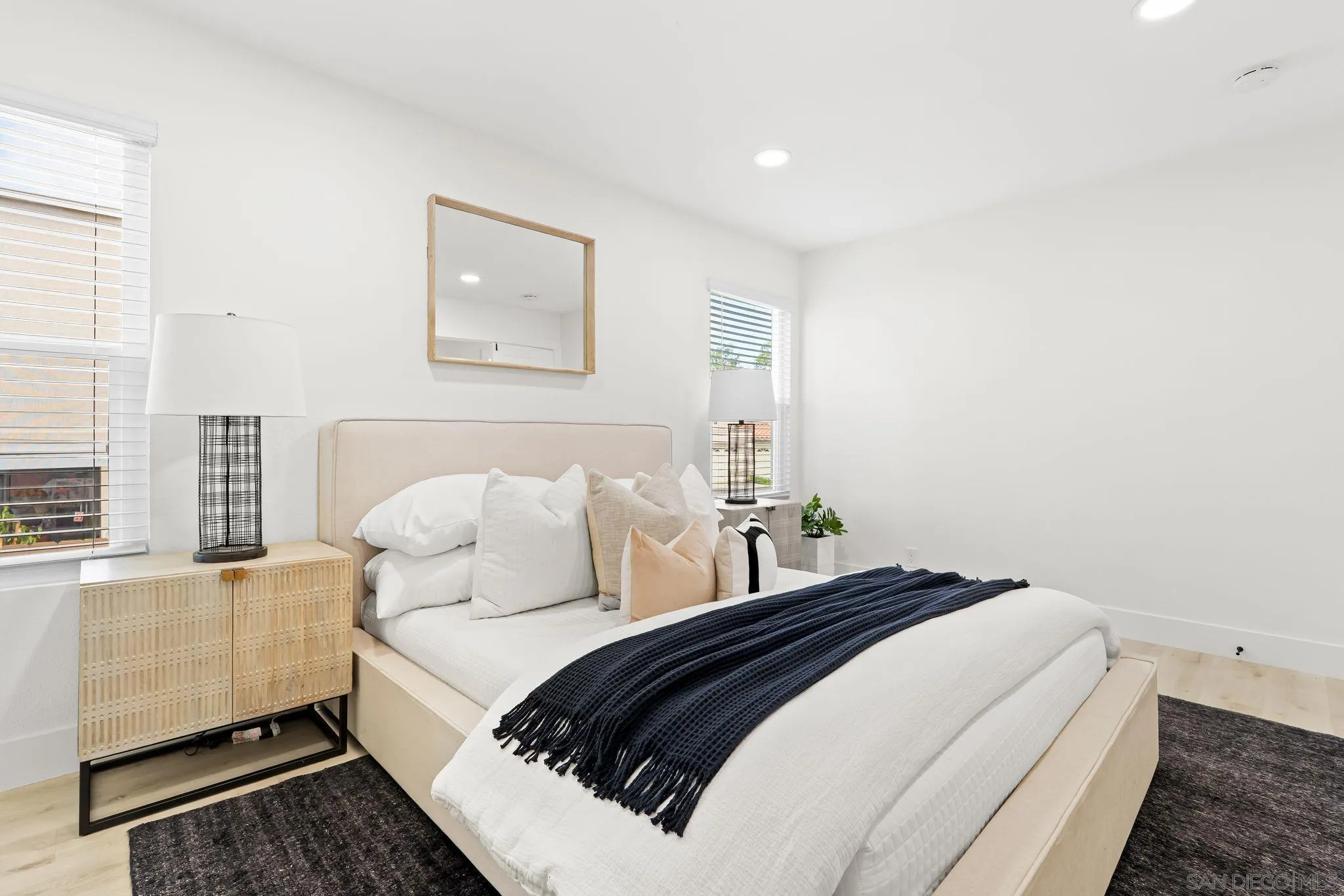 https://cdn.realtyfeed.com/cdn/127/250042565/41086ae3a4b5d3f94e122bca58e8f415.webp