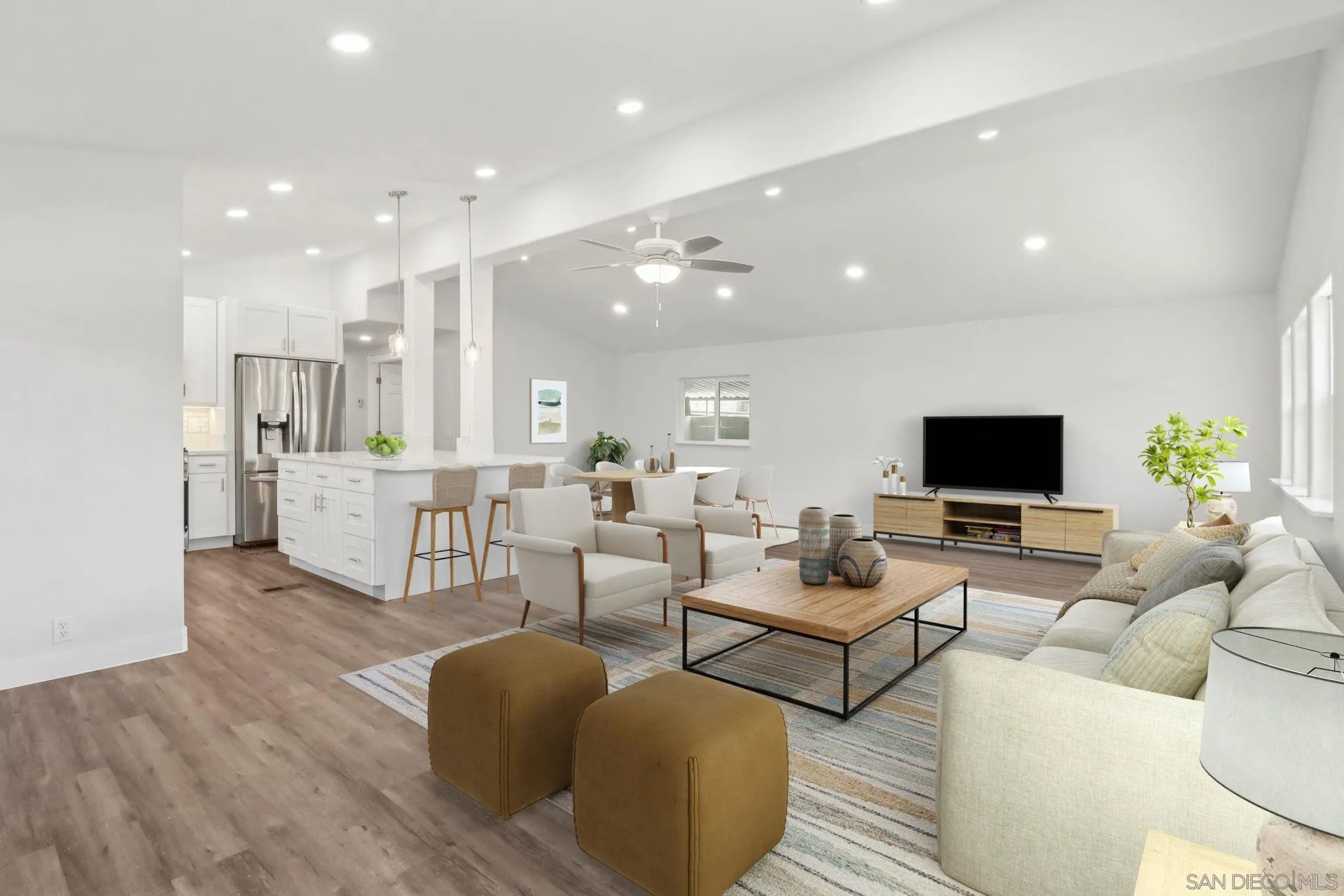 https://cdn.realtyfeed.com/cdn/127/250042568/06964fb4bc8ae4f7725a6bbb19b1ea01.webp