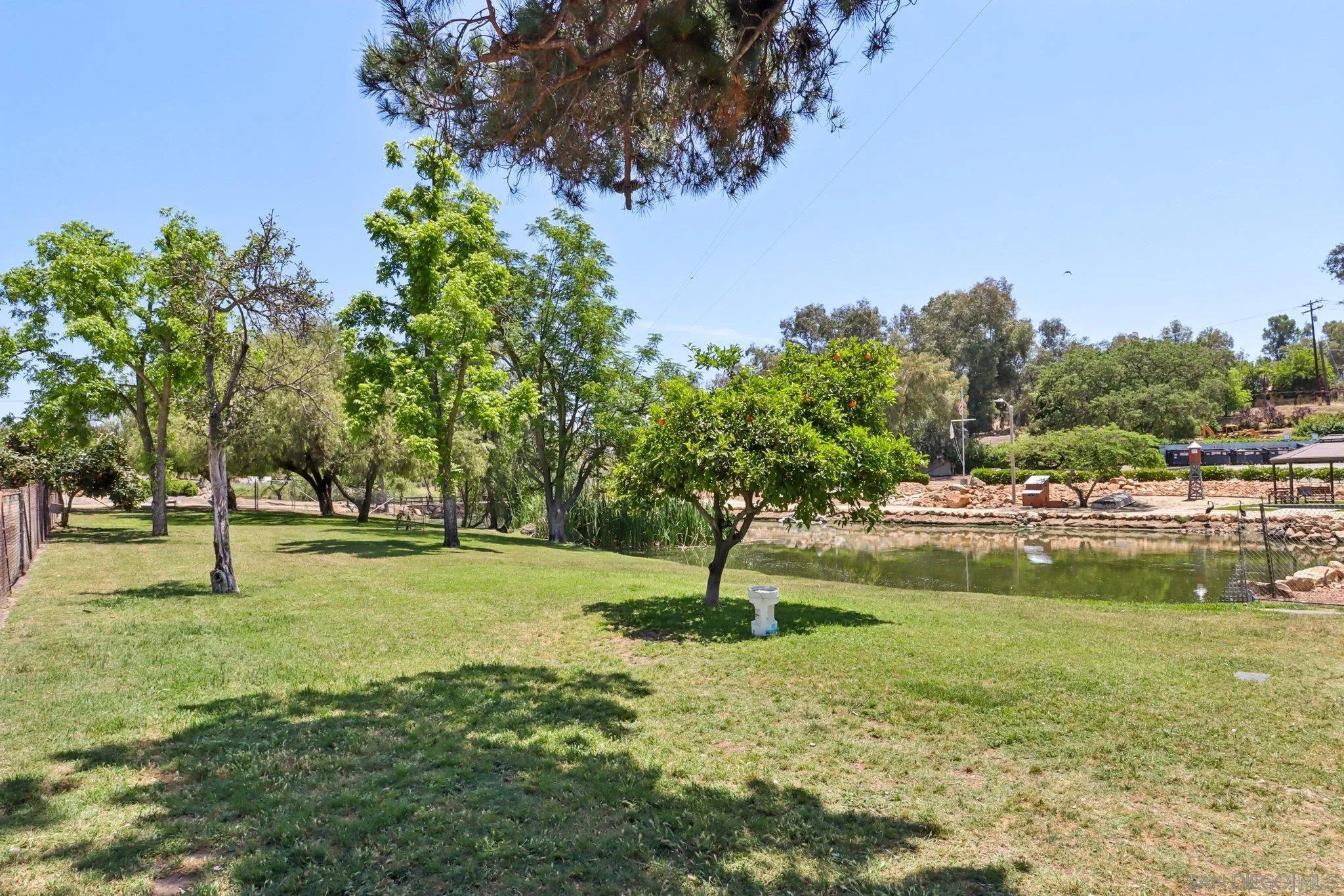 https://cdn.realtyfeed.com/cdn/127/250042568/229c20d9c16bbc28174e803a103f781b.webp