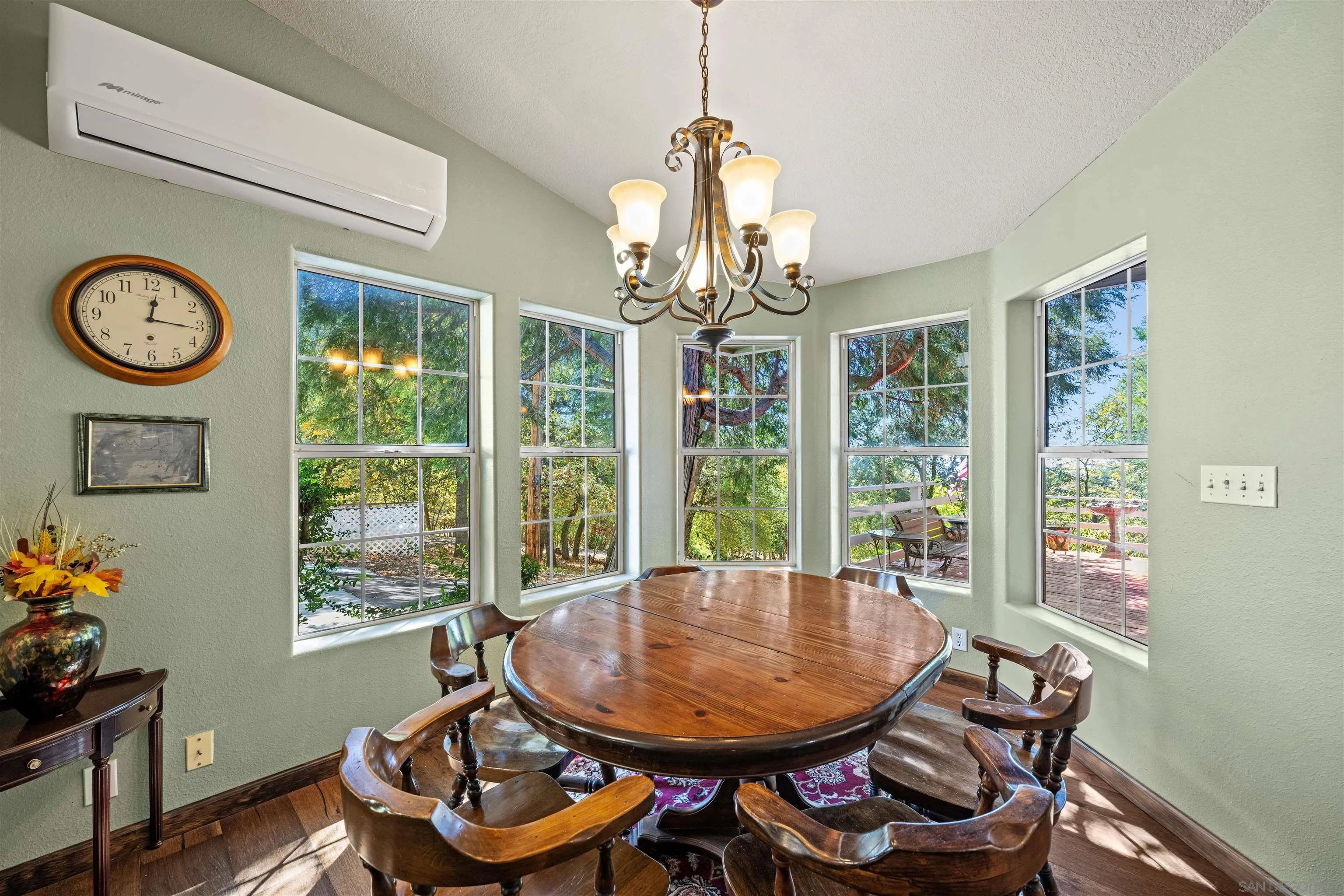 https://cdn.realtyfeed.com/cdn/127/250042571/ca214c92ad3ed2484d3057c20d2fac48.webp