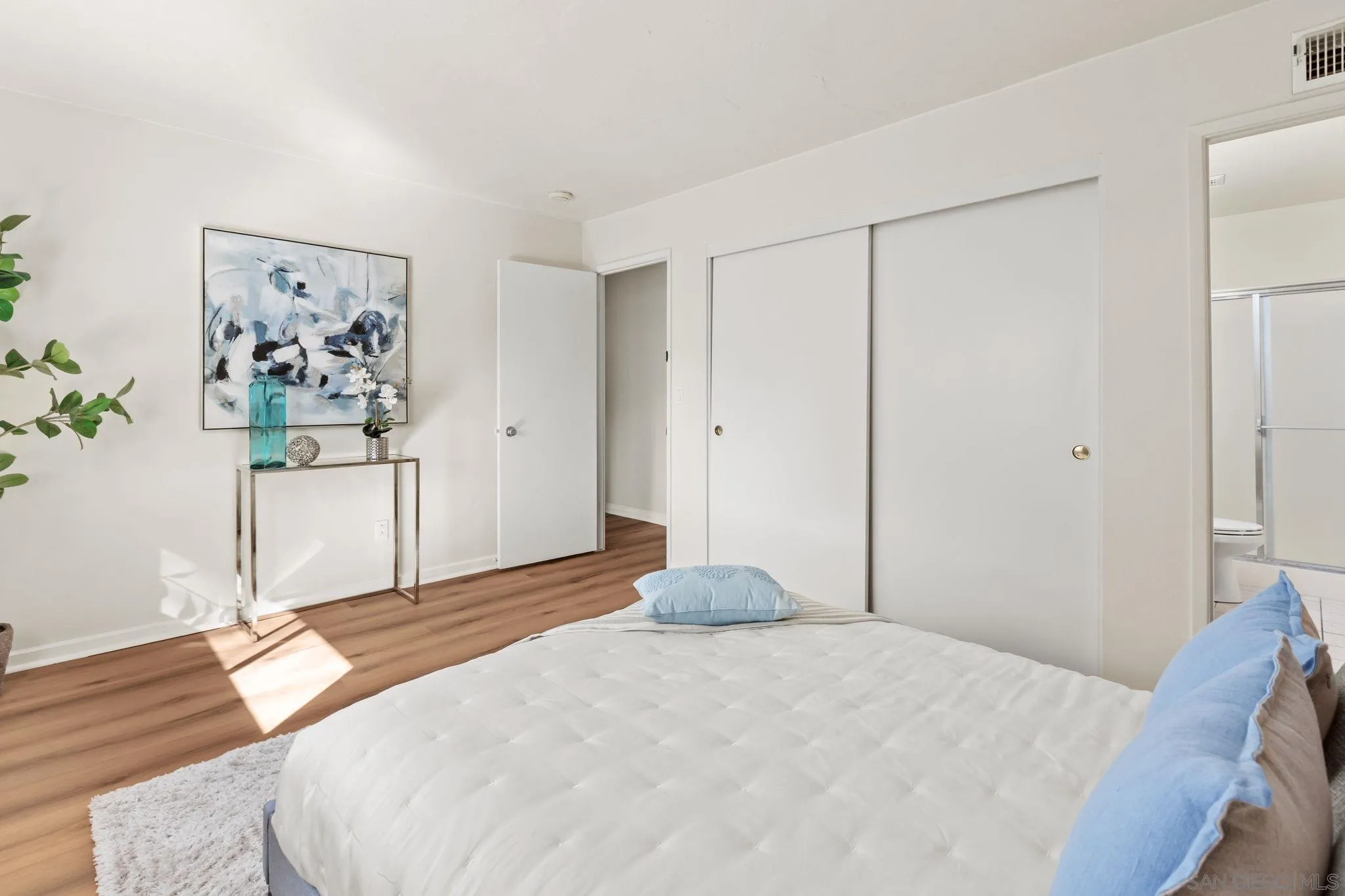 https://cdn.realtyfeed.com/cdn/127/250042576/1857a6eb3e983c0028620e8db67525c9.webp
