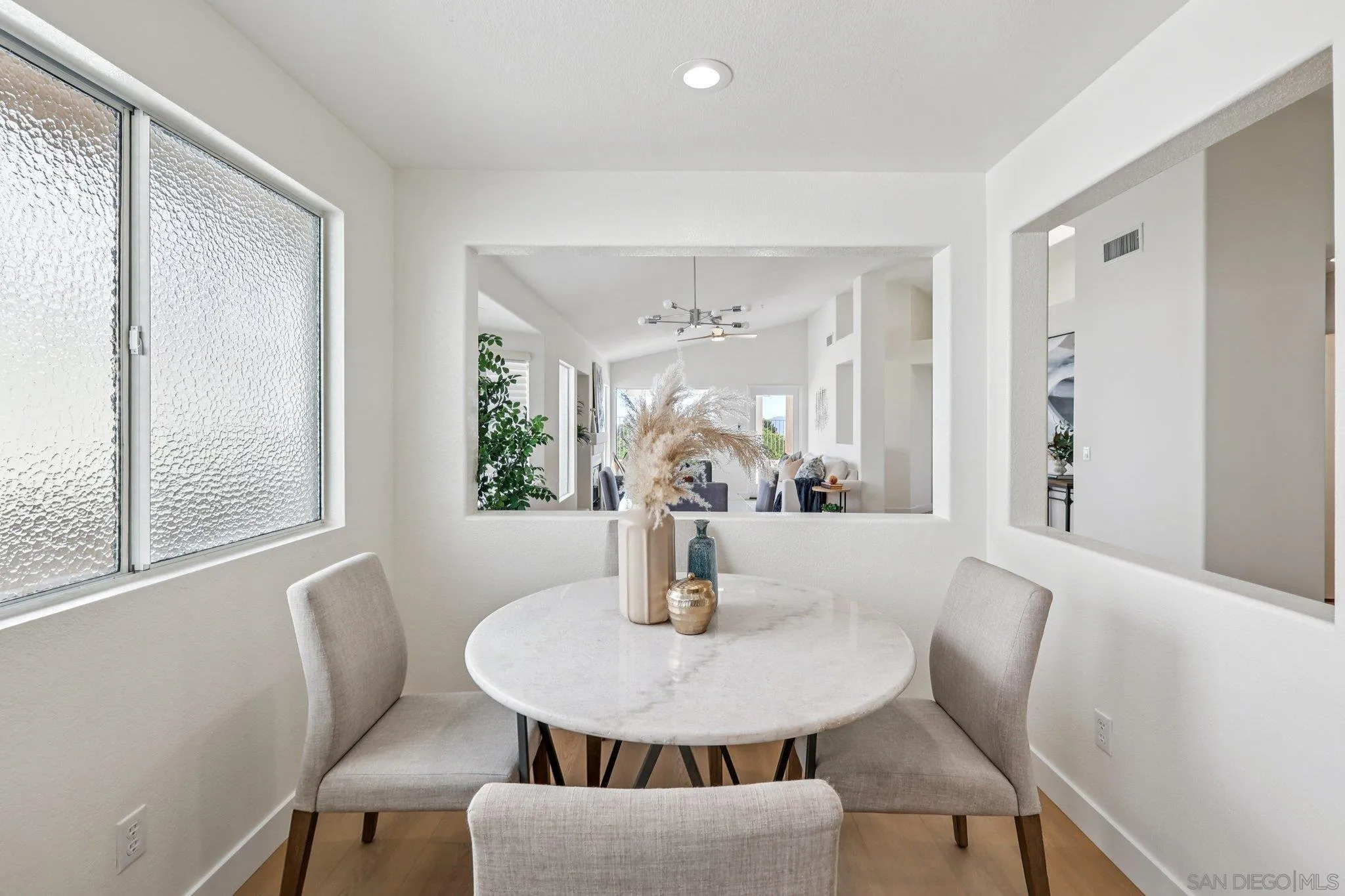 https://cdn.realtyfeed.com/cdn/127/250042581/6c50e4ee97801be84355781e0872958e.webp