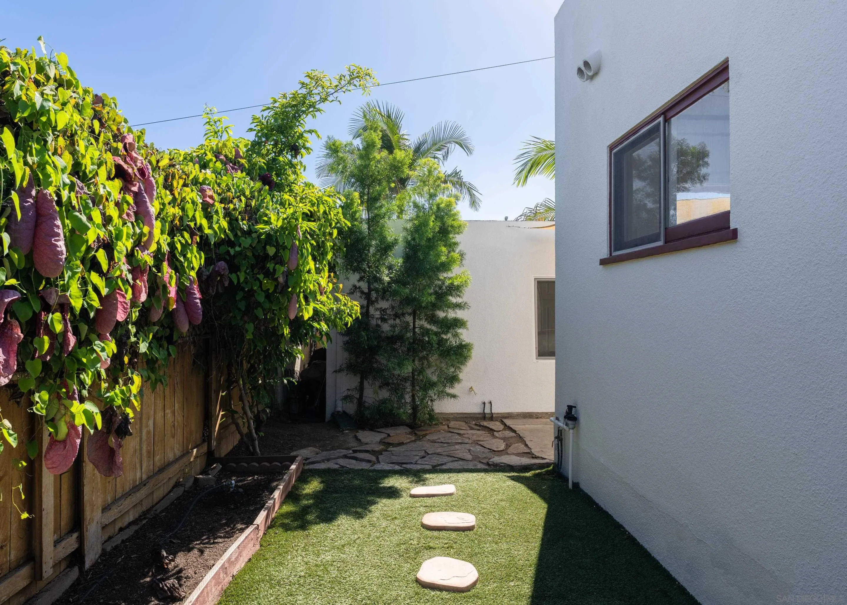 https://cdn.realtyfeed.com/cdn/127/250042583/5967564ab81805c80f09caf353dbb9a2.webp