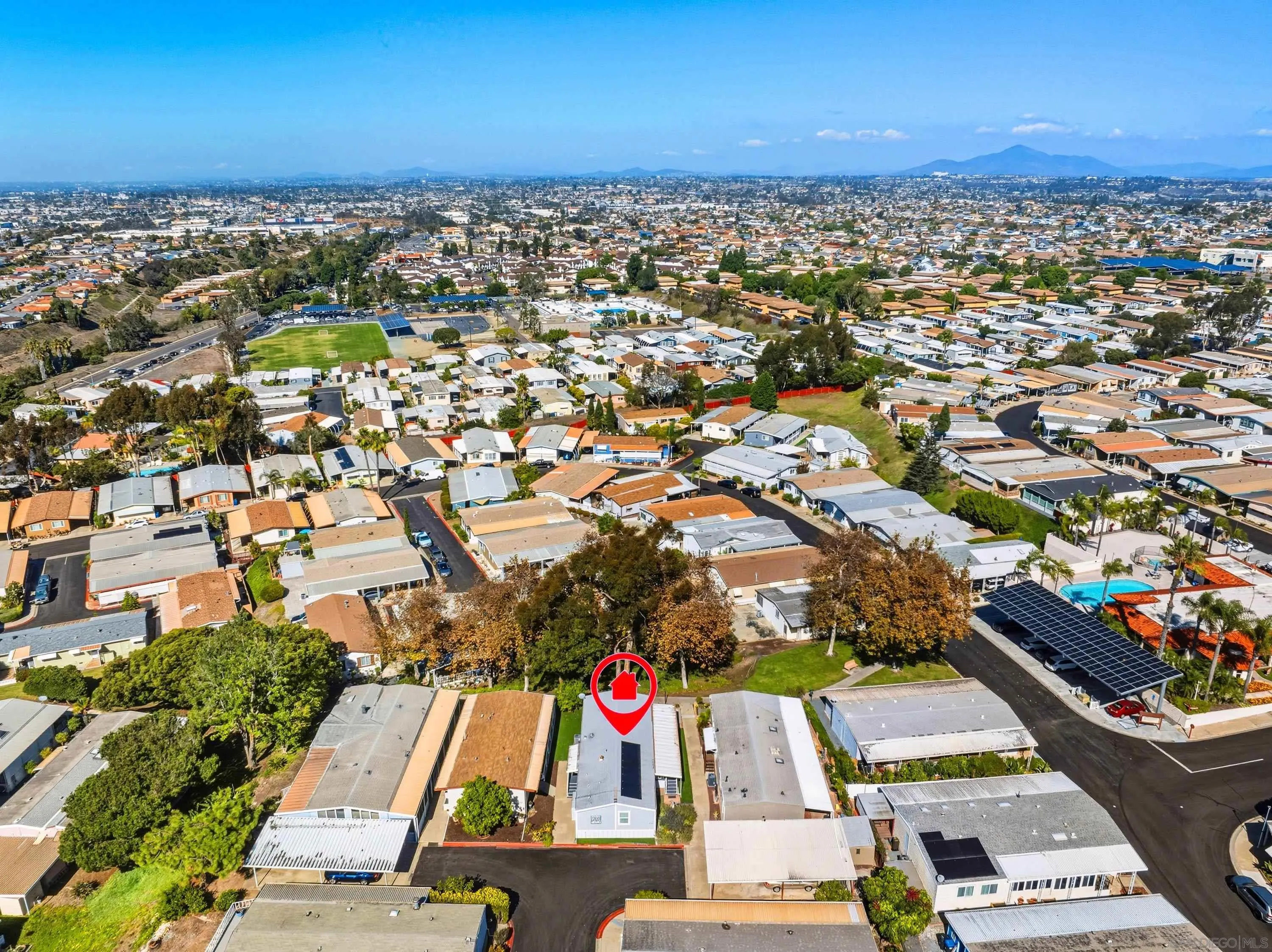 https://cdn.realtyfeed.com/cdn/127/250042584/05499db06750886b30acdb0c0980e25c.webp
