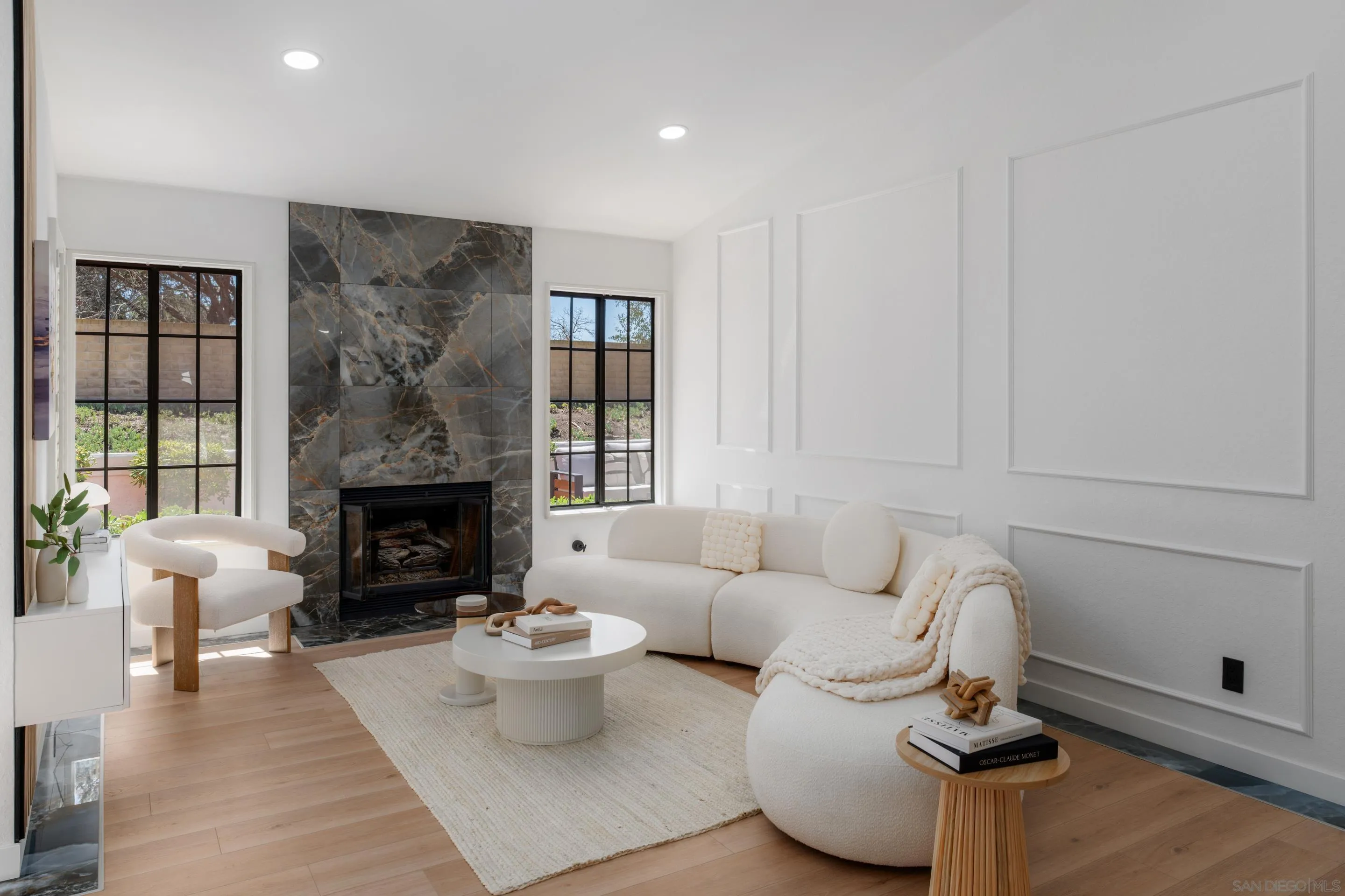 https://cdn.realtyfeed.com/cdn/127/250042589/3a7648d6182828ee419e8e6f42a375e4.webp