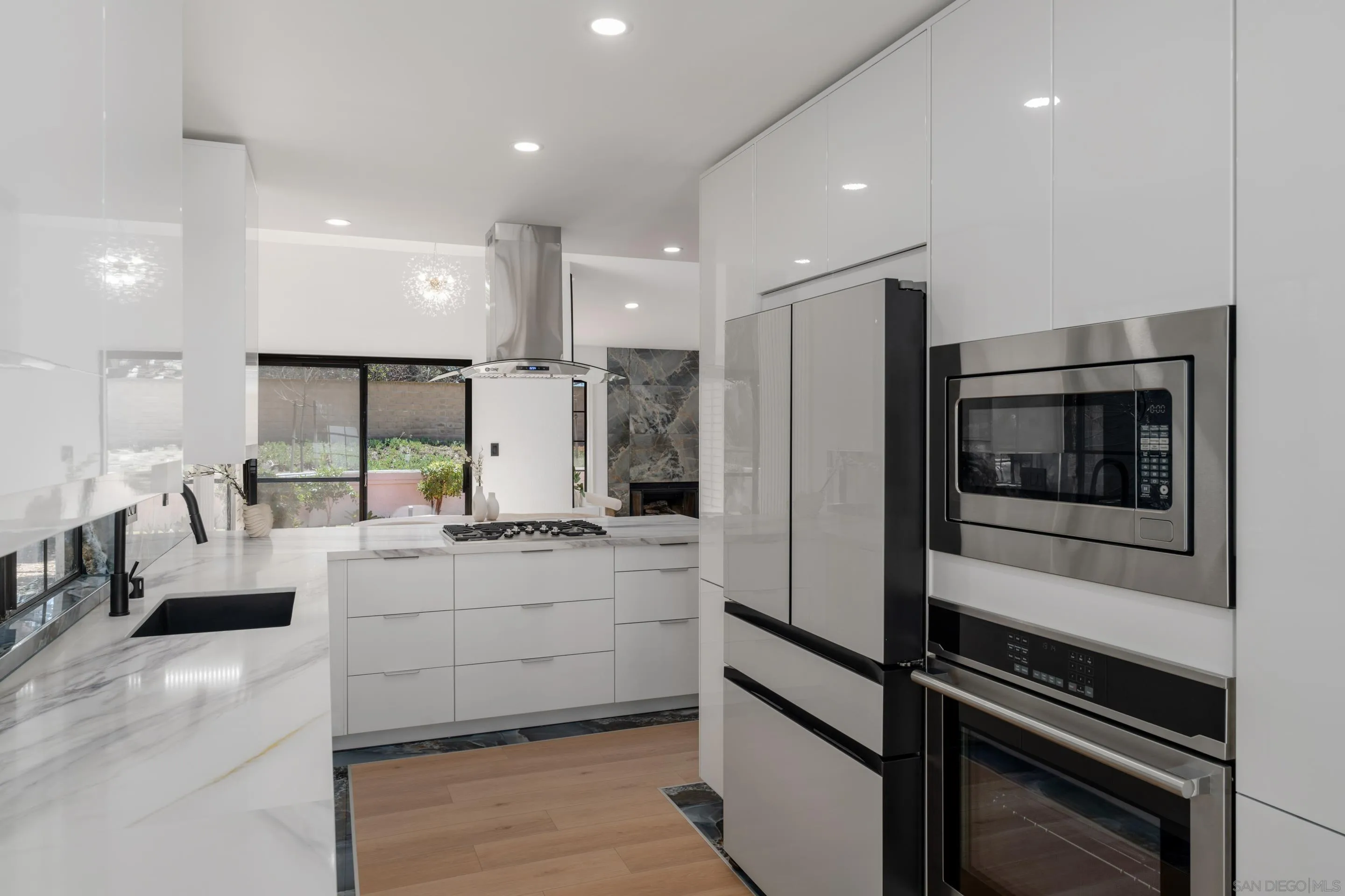 https://cdn.realtyfeed.com/cdn/127/250042589/7365e0fa34e55f5cd7f212d507492cc2.webp