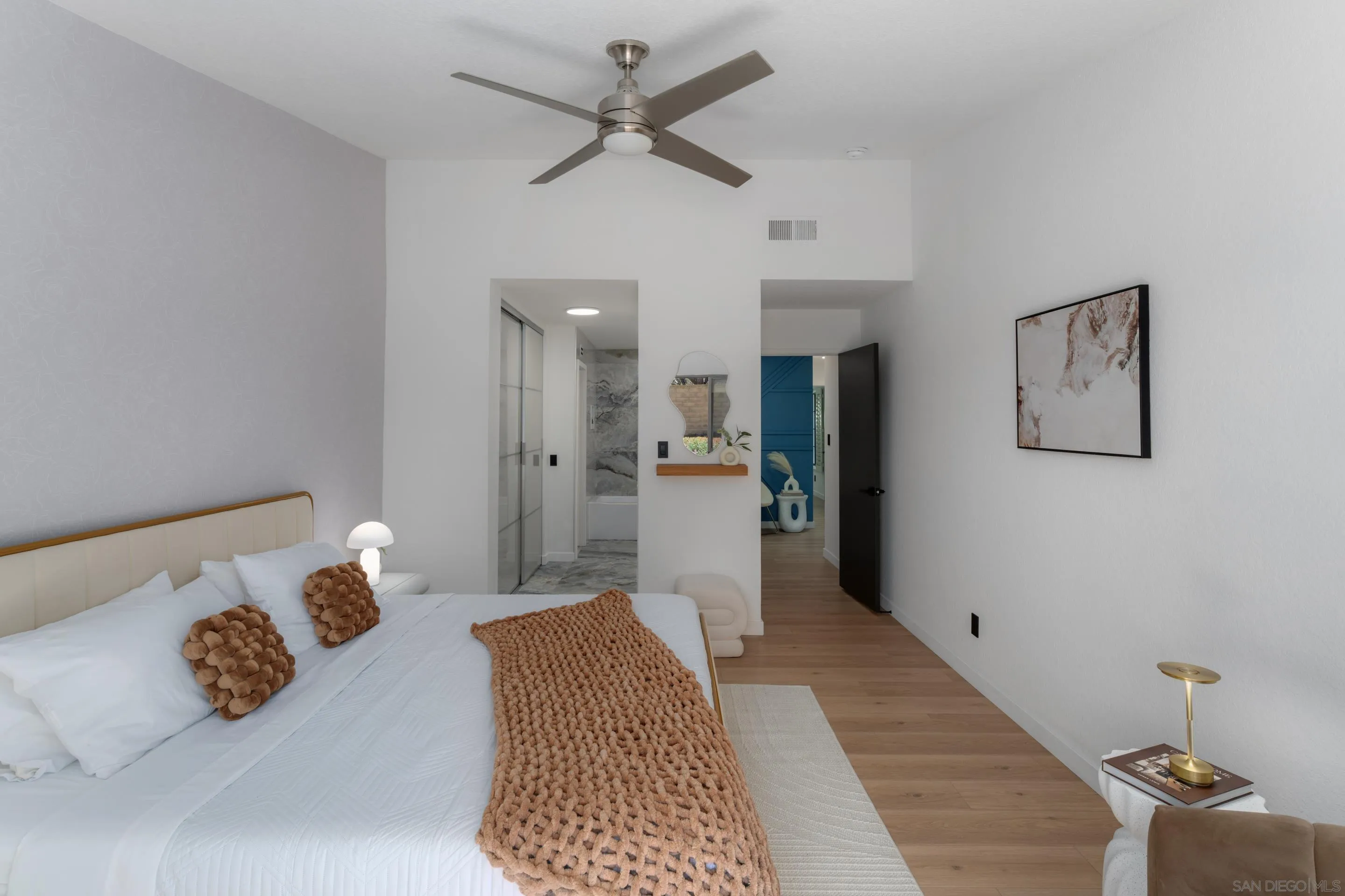 https://cdn.realtyfeed.com/cdn/127/250042589/85f9ec9d041c56b4254f71bee6f1ada4.webp