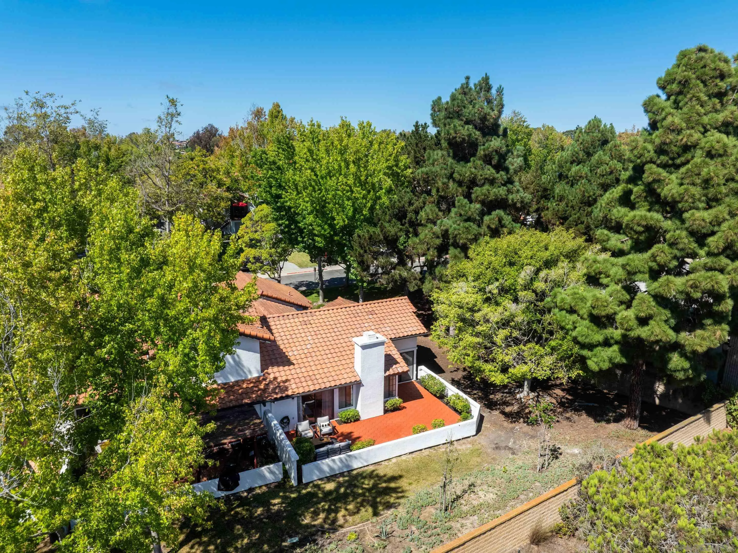 https://cdn.realtyfeed.com/cdn/127/250042589/8b30197c627c65c3949f2b60cc892151.webp