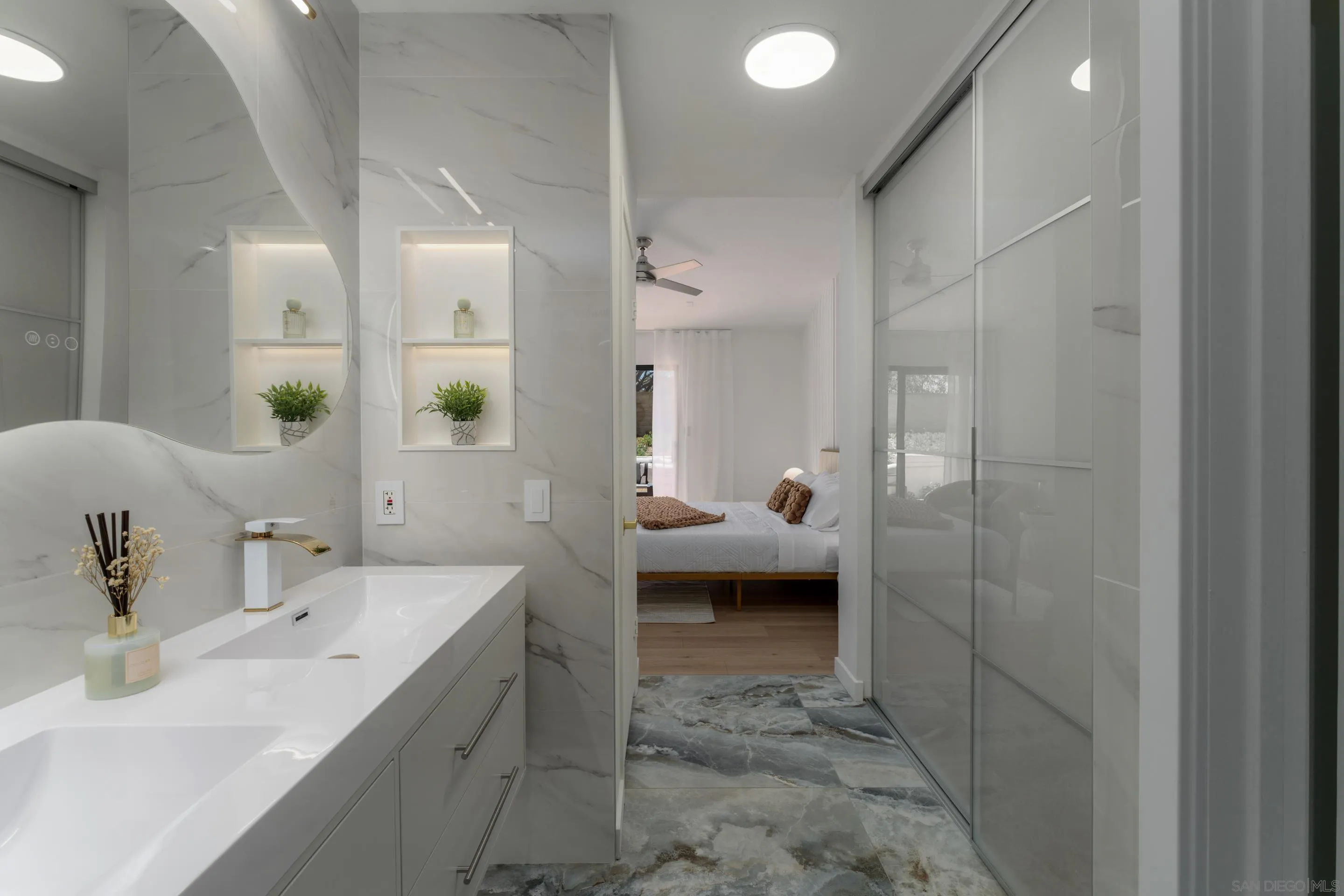 https://cdn.realtyfeed.com/cdn/127/250042589/8b57ba40d831fbb217d2c92442c044fa.webp