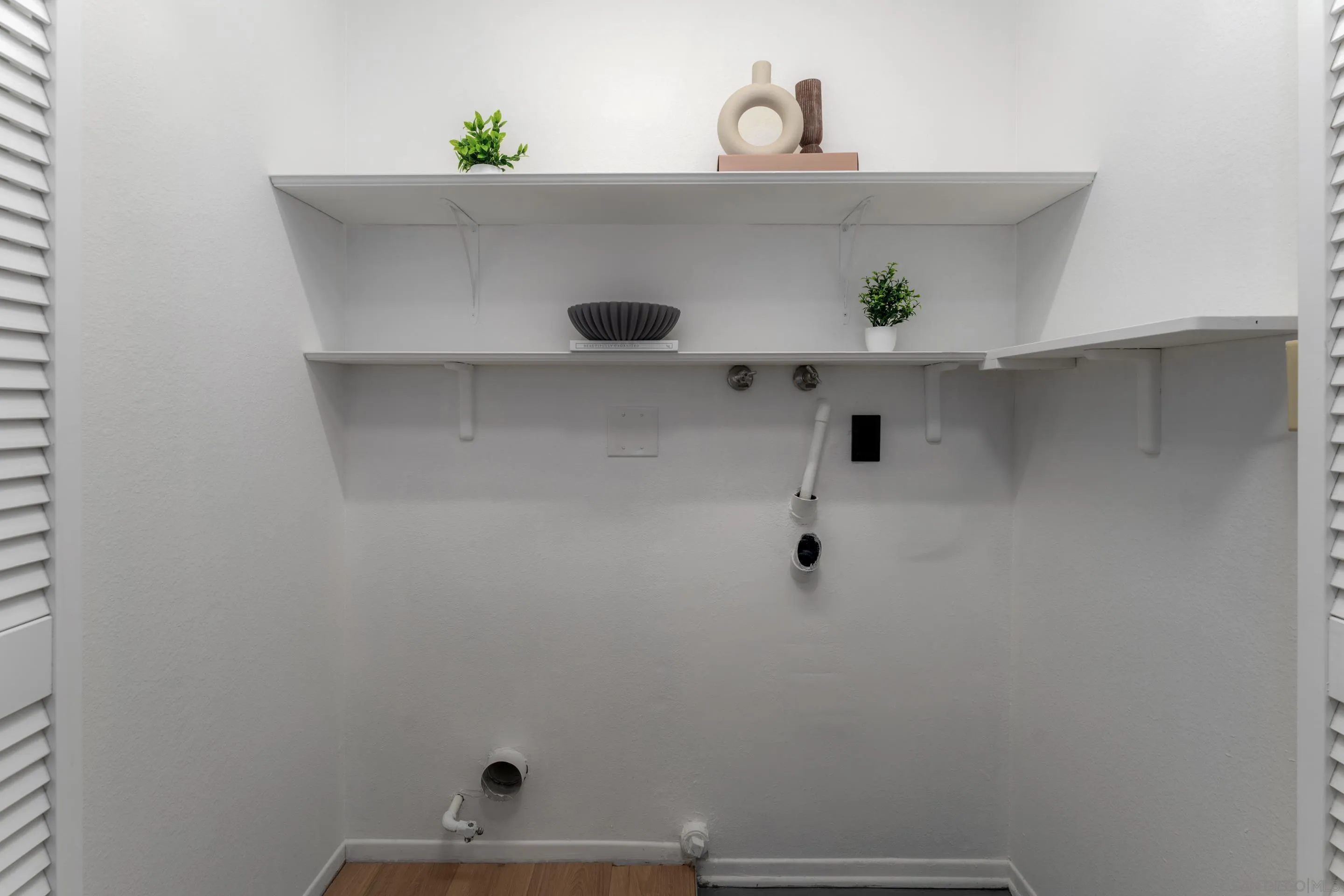 https://cdn.realtyfeed.com/cdn/127/250042589/ab39f4123560deaacdba3ebd2abb6ab6.webp