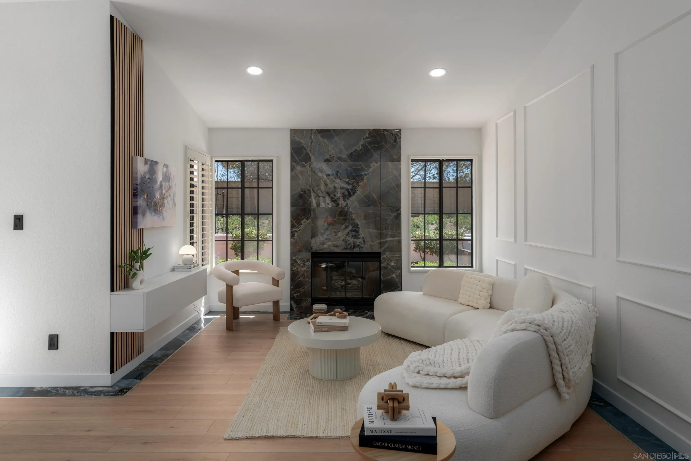 https://cdn.realtyfeed.com/cdn/127/250042589/f13452bf34d49ebf90835553aaf31f7e.webp