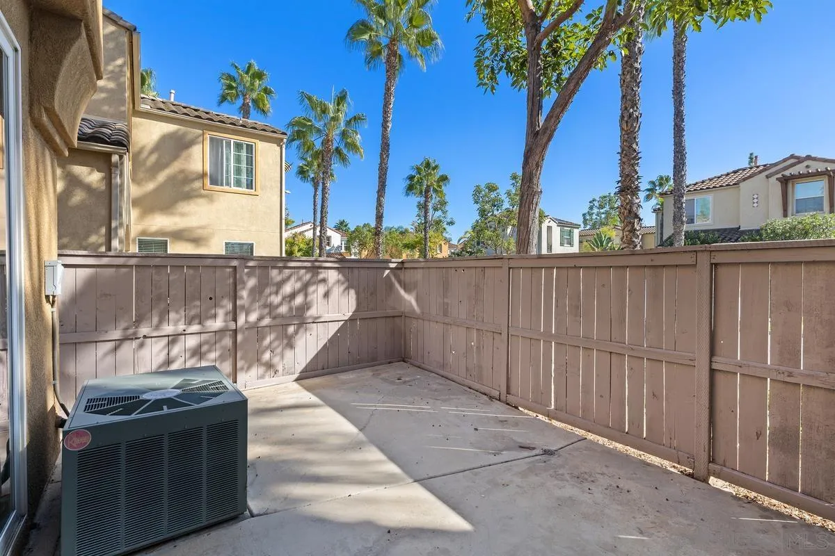 https://cdn.realtyfeed.com/cdn/127/250042590/538acb9664710cdff5317ad138baea30.webp