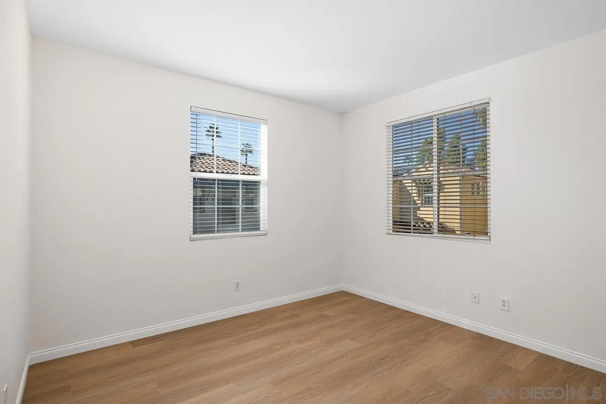 https://cdn.realtyfeed.com/cdn/127/250042590/afe64b5e68d155cb5b61064fc8ad386b.webp