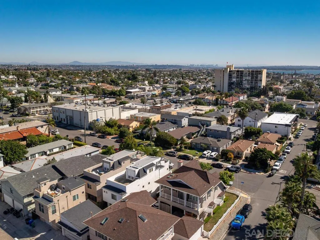 https://cdn.realtyfeed.com/cdn/127/250042591/5041d577442daf23a71e99023b70ceaa.webp