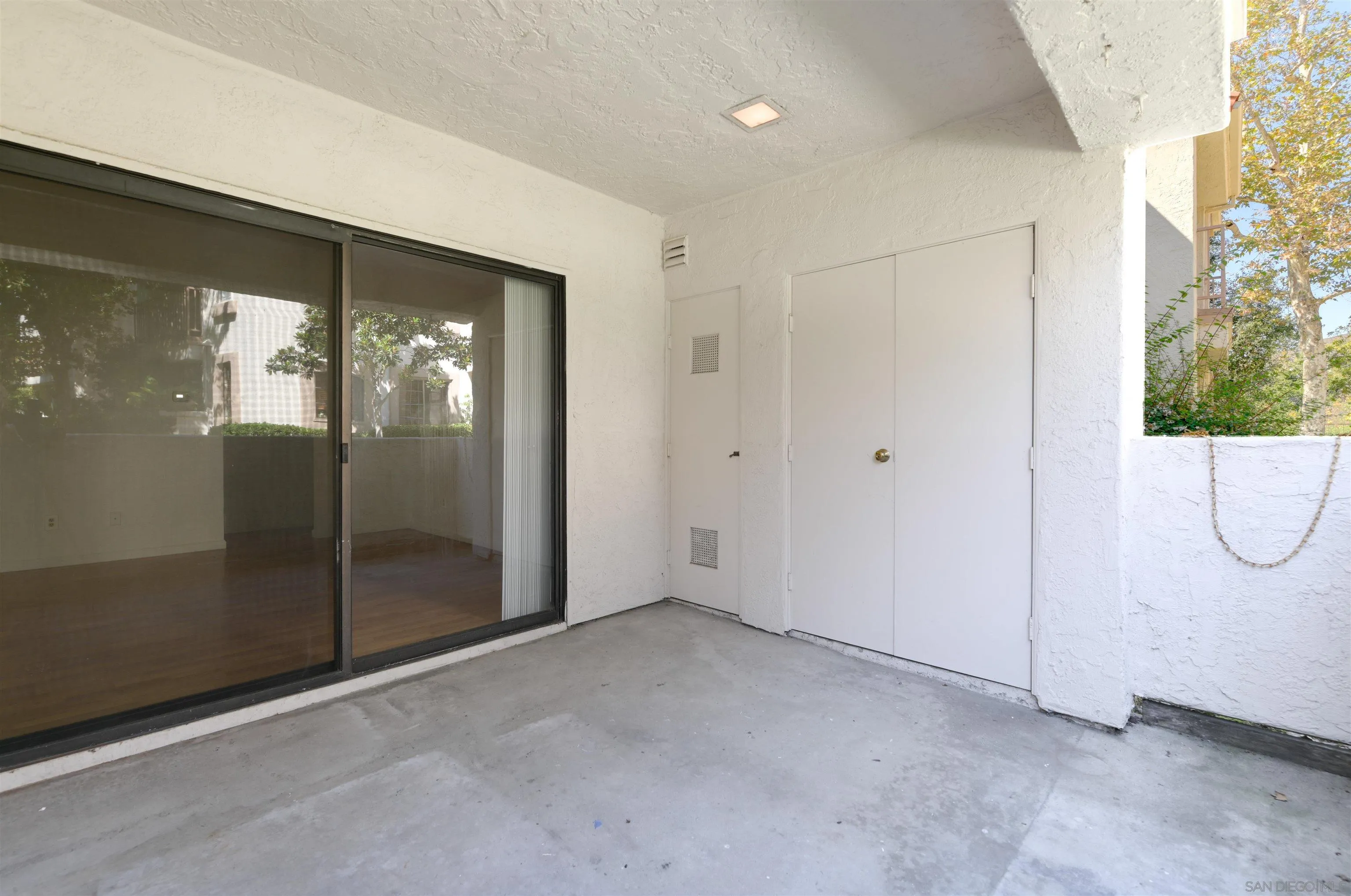 https://cdn.realtyfeed.com/cdn/127/250042592/67164453aa0f9b5e37bdf20b40e8aa0c.webp